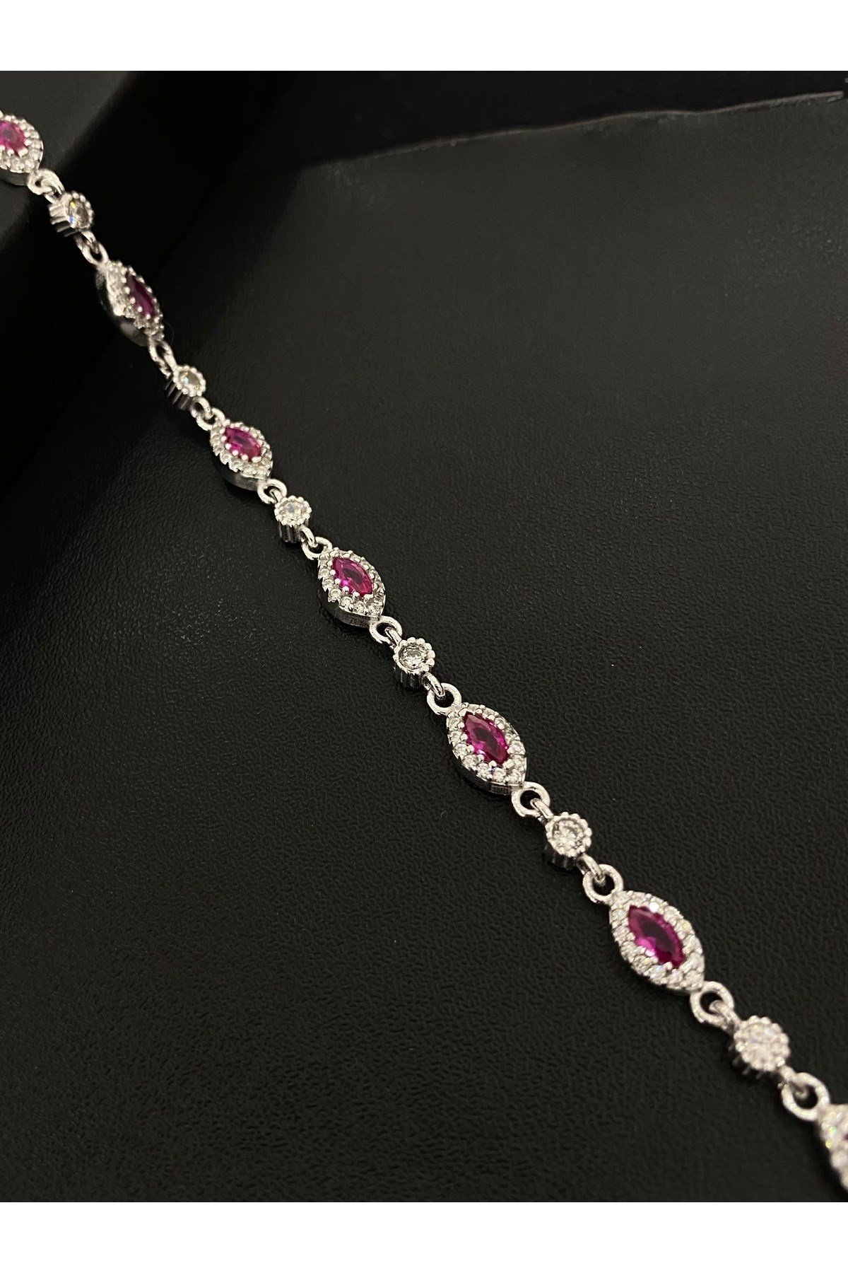 925 Ayar Gümüş Kırmızı Tamtur Kadın Gümüş Bileklik (17+3CM)