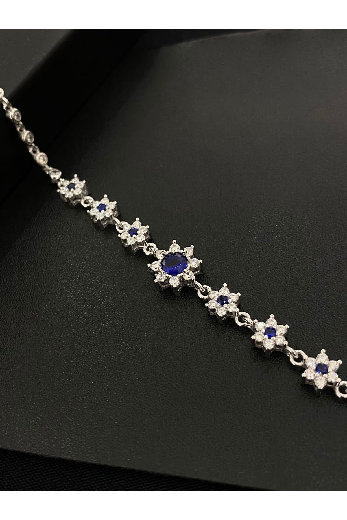 925 Ayar Gümüş Lacivert Lotus Çiçeği Aşk Güneşi Kadın Gümüş Bileklik (17+3CM)