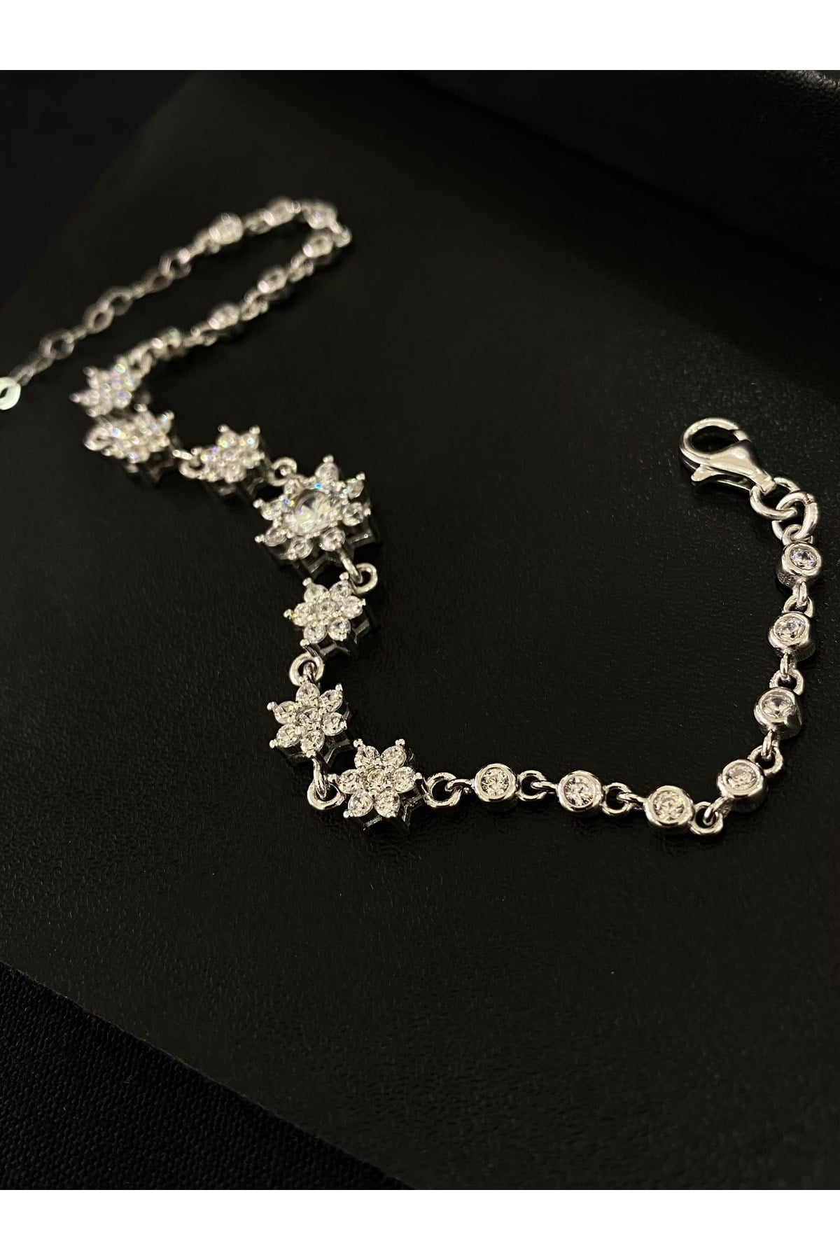 925 Ayar Gümüş Lotus Çiçeği Aşk Güneşi Kadın Gümüş Bileklik (17+3CM)