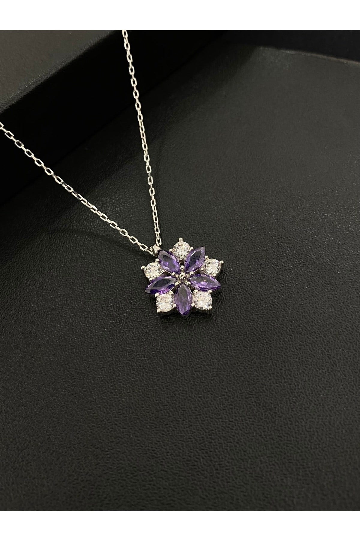 925 Ayar Gümüş Mor Çiçek Kadın Gümüş Kolye (40+5cm) (Kiriş Gümüş Kolye Model1)