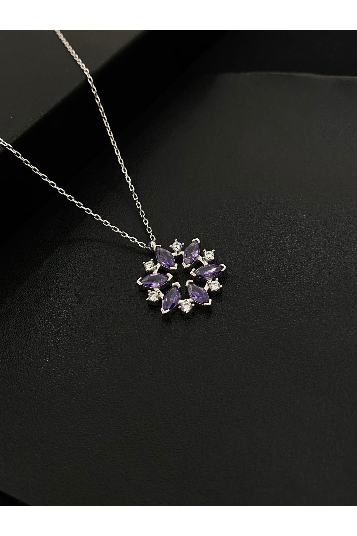925 Ayar Gümüş Mor Çiçek Kadın Gümüş Kolye (40+5cm) (Kiriş Gümüş Kolye Model3)