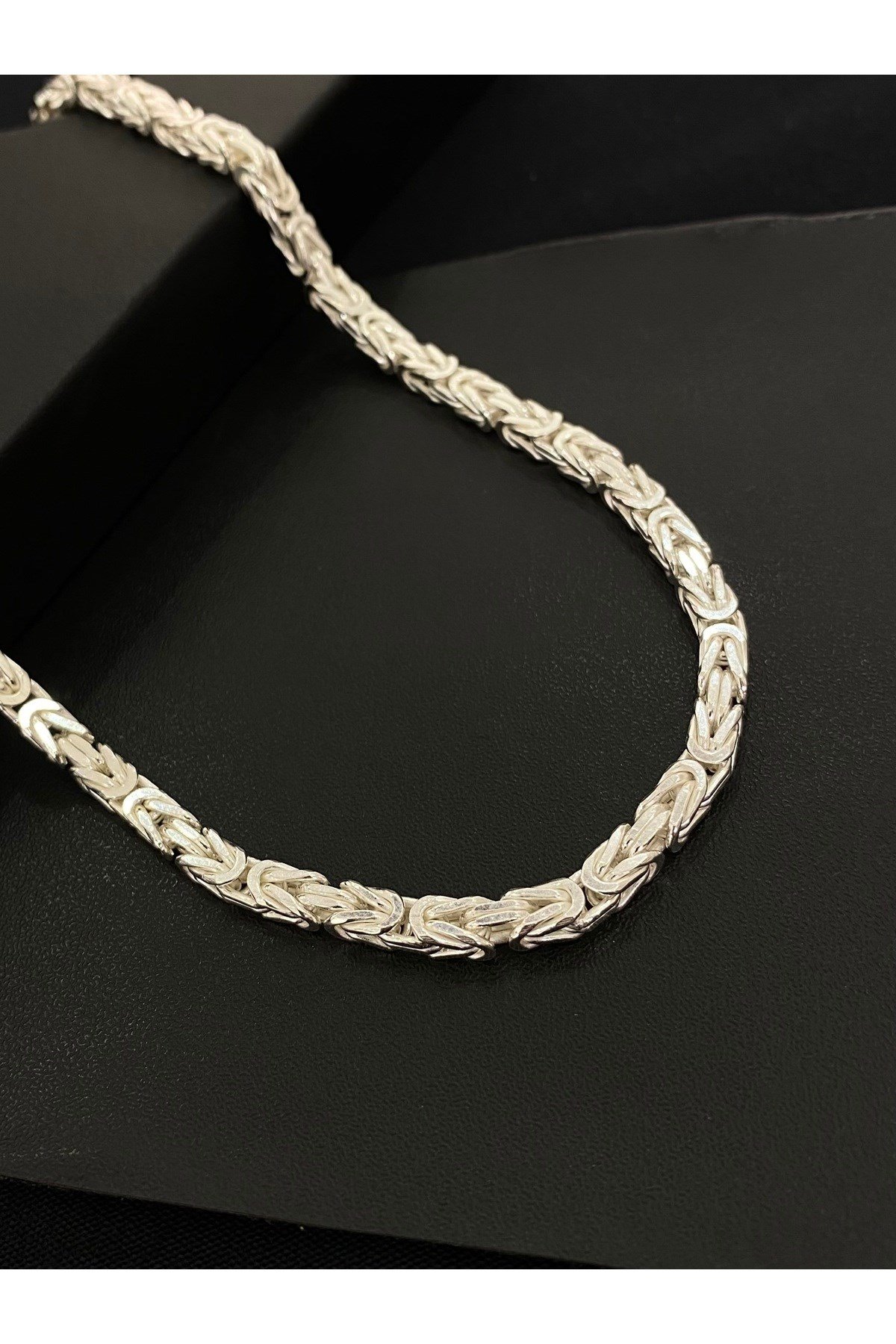925 Ayar Gümüş Parlak Kare Kral Modeli Erkek Gümüş Zincir - Kolye (4 MM Kalınlığında)