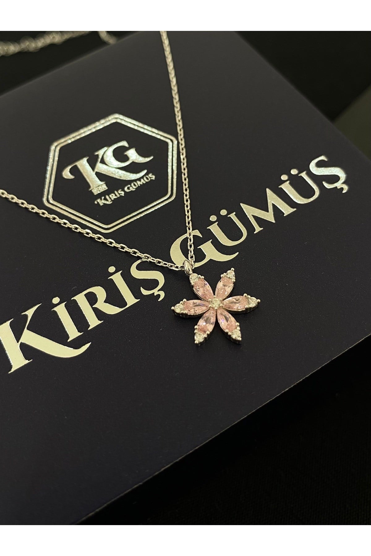 925 Ayar Gümüş Pembe Çiçek Kadın Gümüş Kolye (40+5CM)