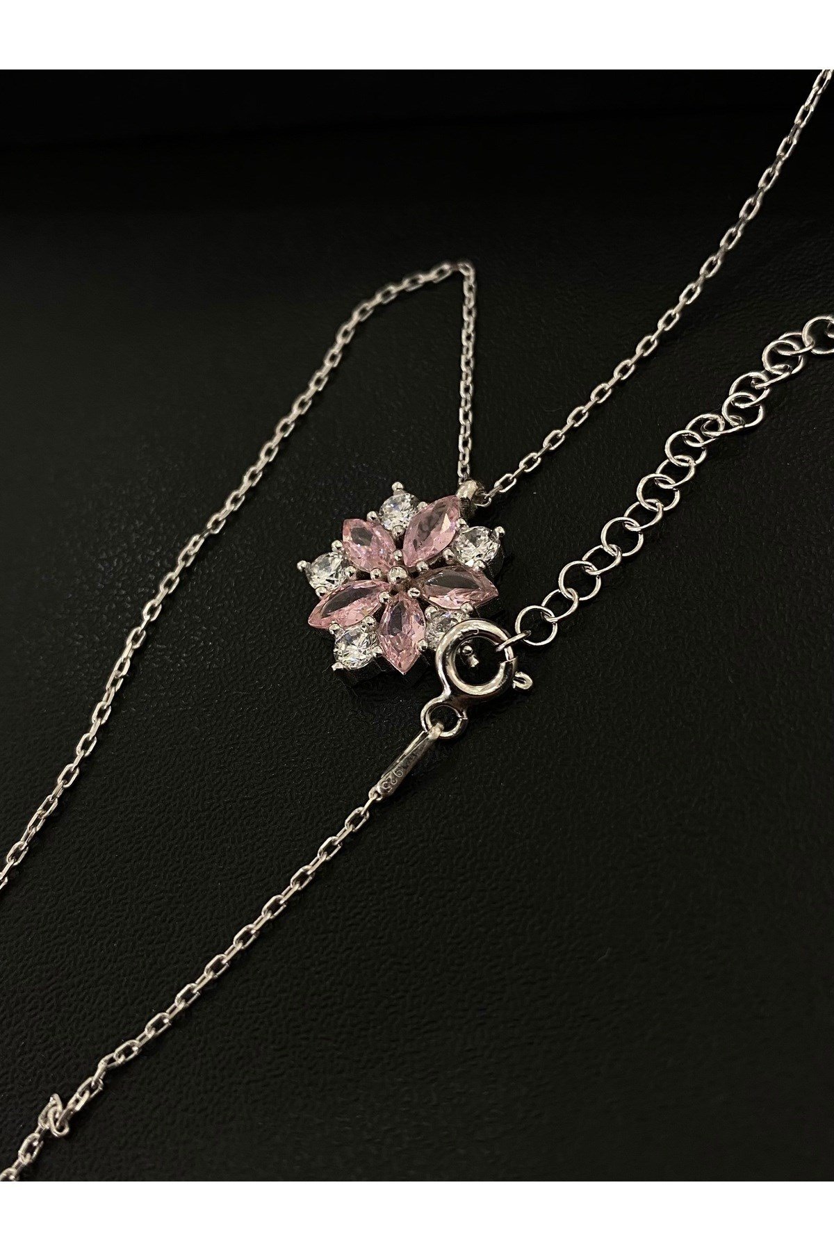 925 Ayar Gümüş Pembe Çiçek Kadın Gümüş Kolye (40+5cm) (Kiriş Gümüş Kolye Model1)