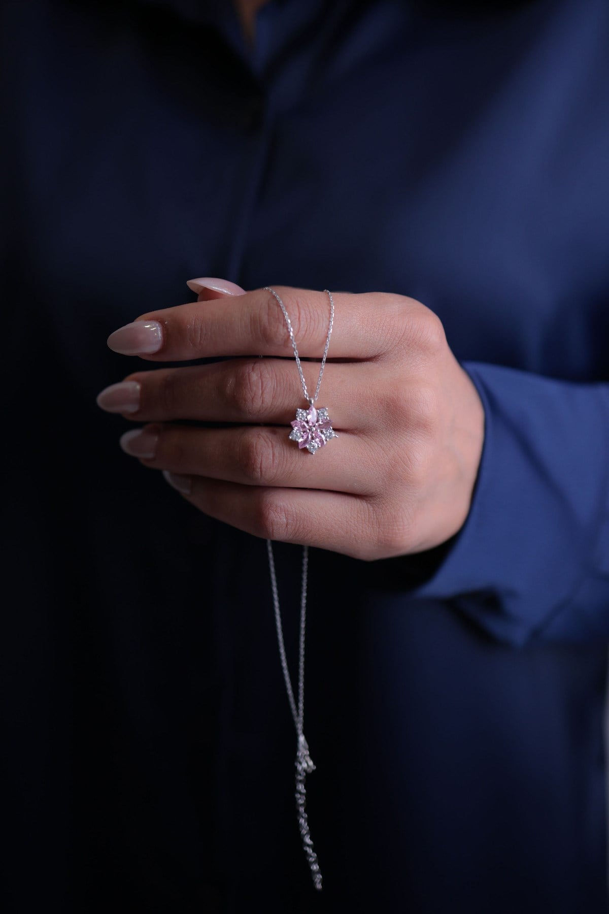 925 Ayar Gümüş Pembe Çiçek Kadın Gümüş Kolye (40+5cm) (Kiriş Gümüş Kolye Model1)