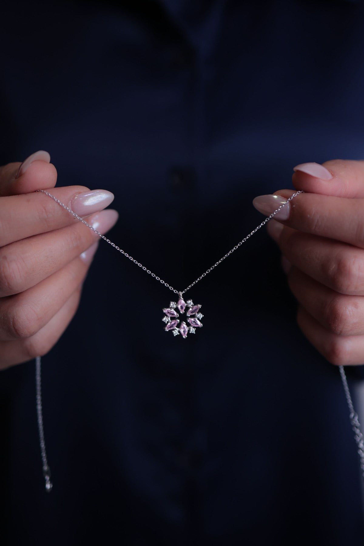 925 Ayar Gümüş Pembe Çiçek Kadın Gümüş Kolye (40+5cm) (Kiriş Gümüş Kolye Model 3)