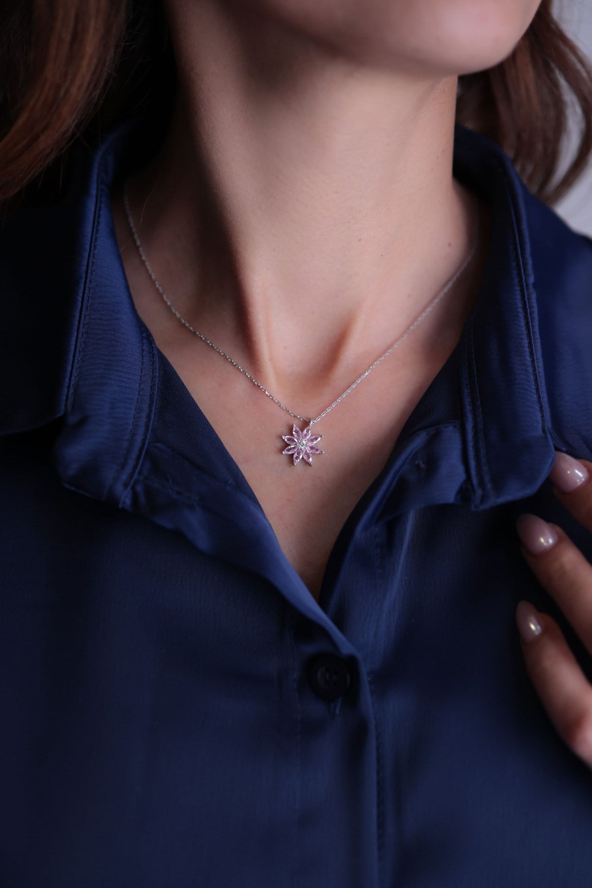 925 Ayar Gümüş Pembe Çiçek Kadın Gümüş Kolye (40+5cm) (Kiriş Gümüş Kolye Model2)