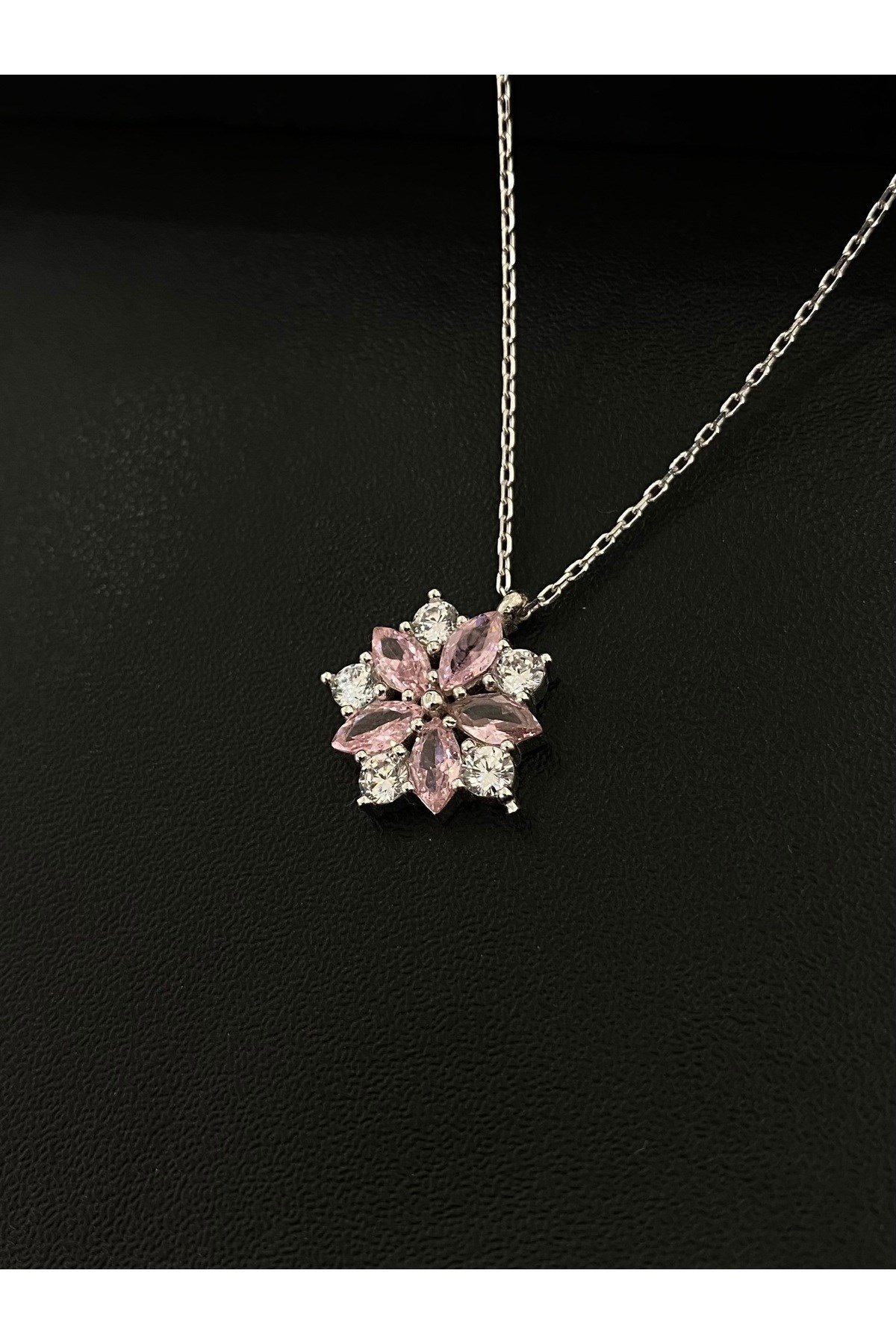 925 Ayar Gümüş Pembe Çiçek Kadın Gümüş Kolye (40+5cm) (Kiriş Gümüş Kolye Model1)