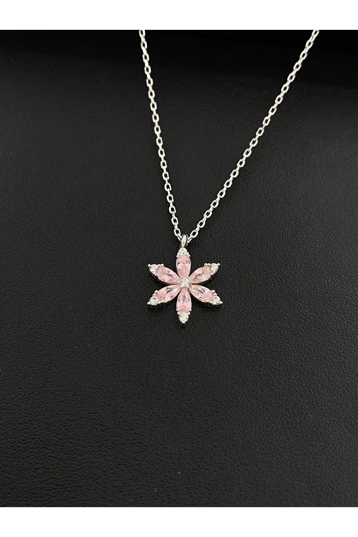 925 Ayar Gümüş Pembe Çiçek Kadın Gümüş Kolye (40+5CM)