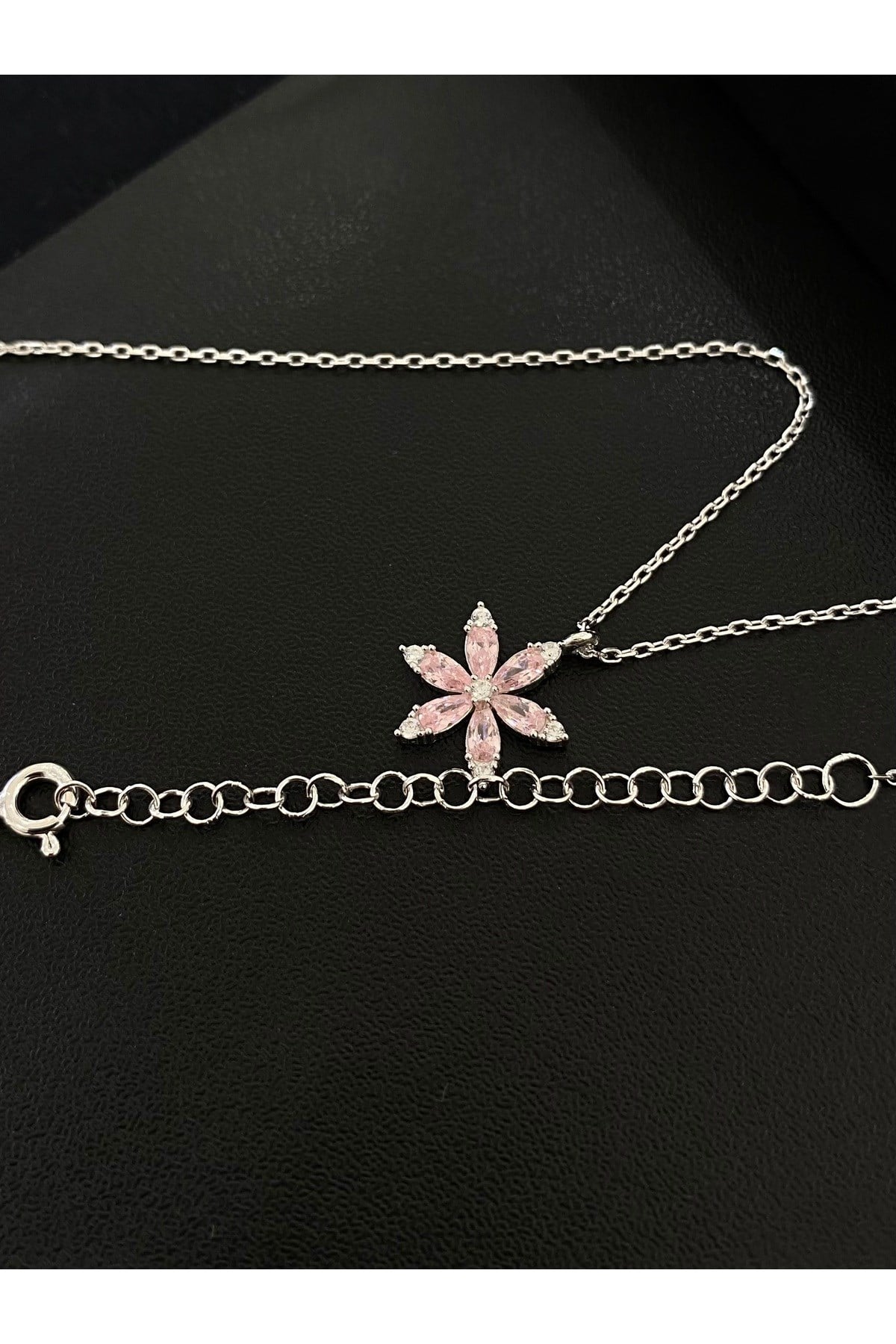 925 Ayar Gümüş Pembe Çiçek Kadın Gümüş Kolye (40+5CM)