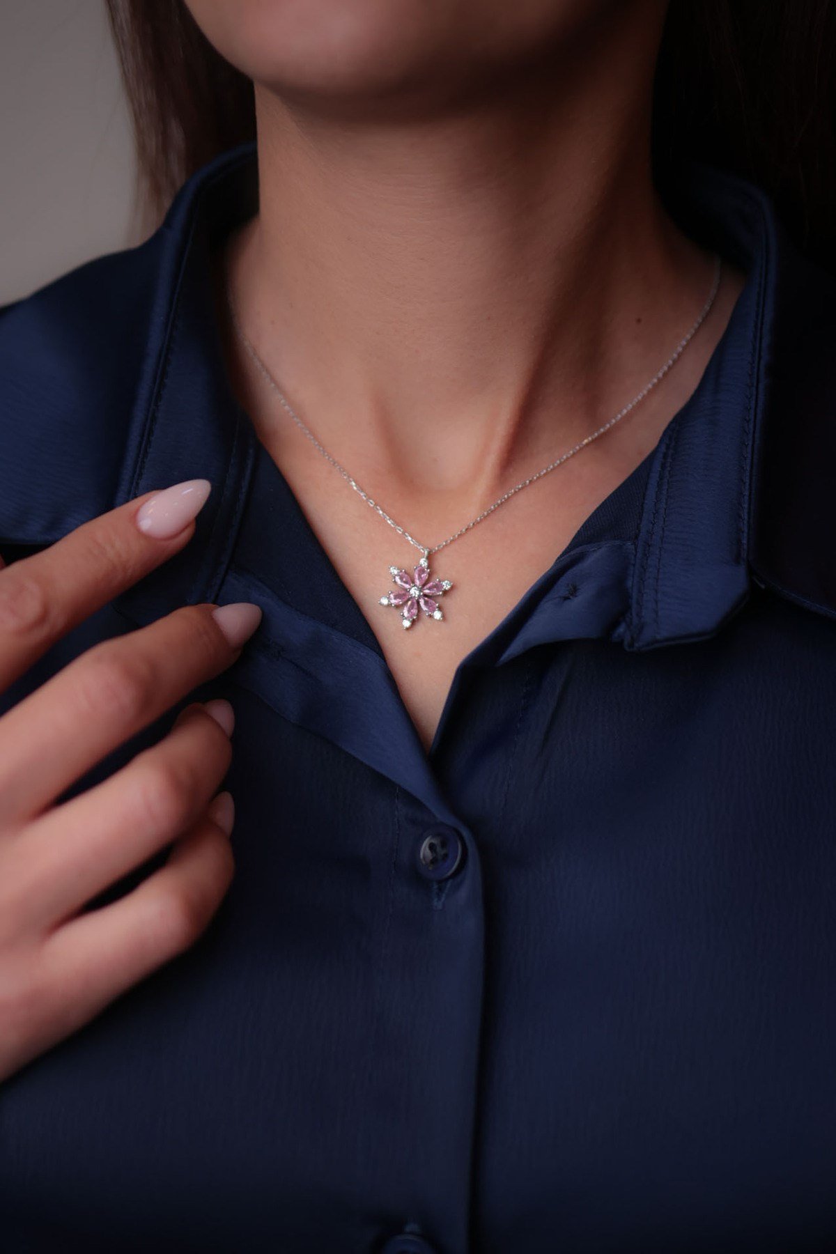 925 Ayar Gümüş Pembe Lotus Çiçeği Kadın Gümüş Kolye (Büyük) (40+5CM)