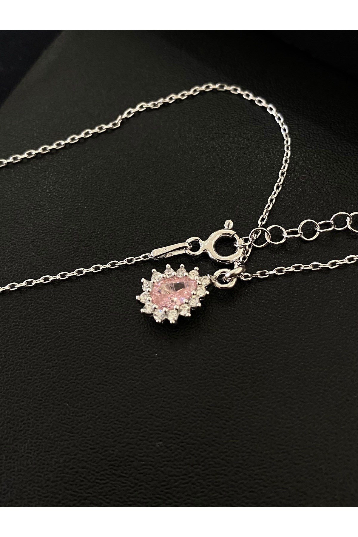 925 Ayar Gümüş Pembe Taşlı Damla Modeli Kadın Kolye (40+5CM)