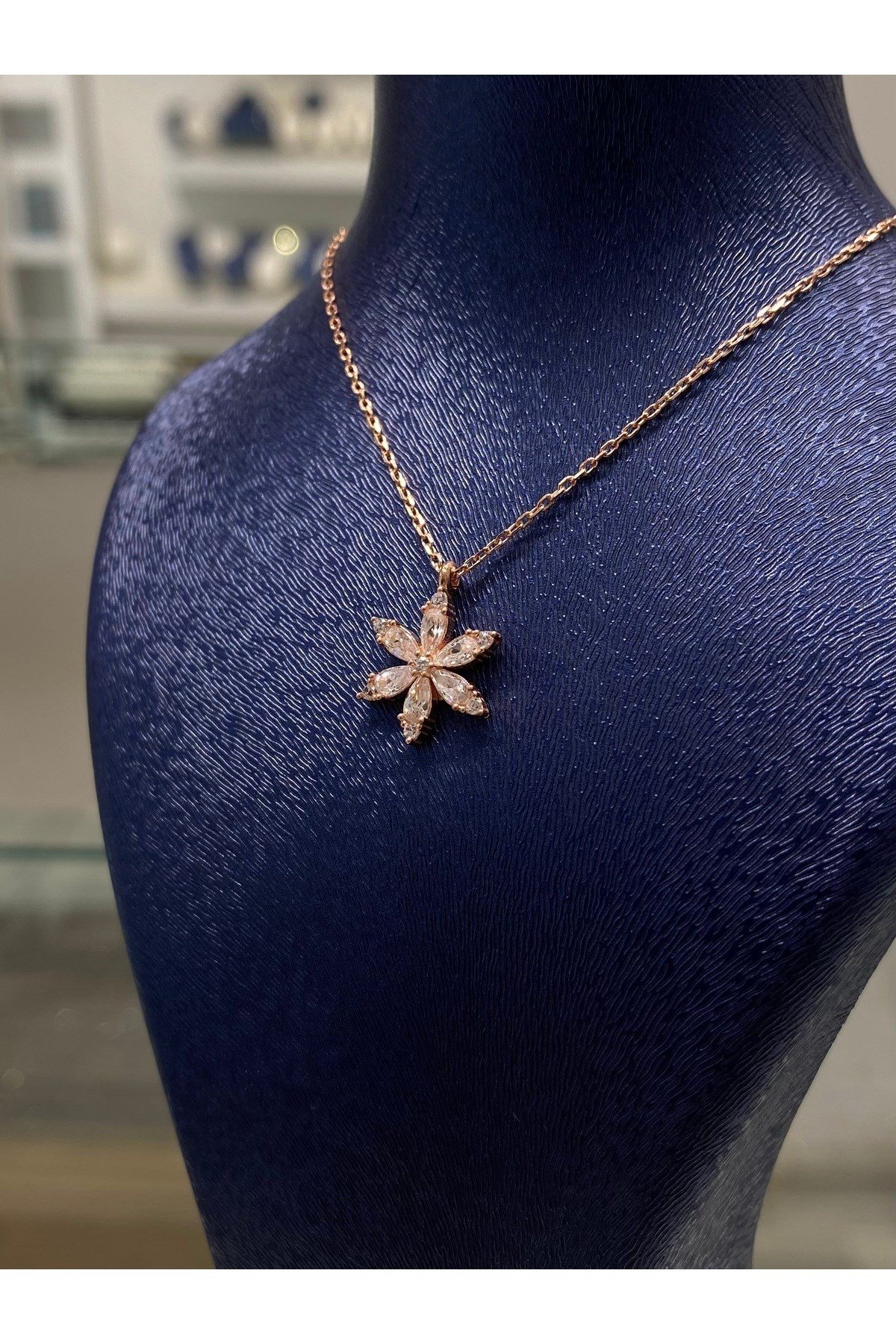 925 Ayar Gümüş Rose Kaplama Çiçek Kadın Gümüş Kolye (40+5CM)