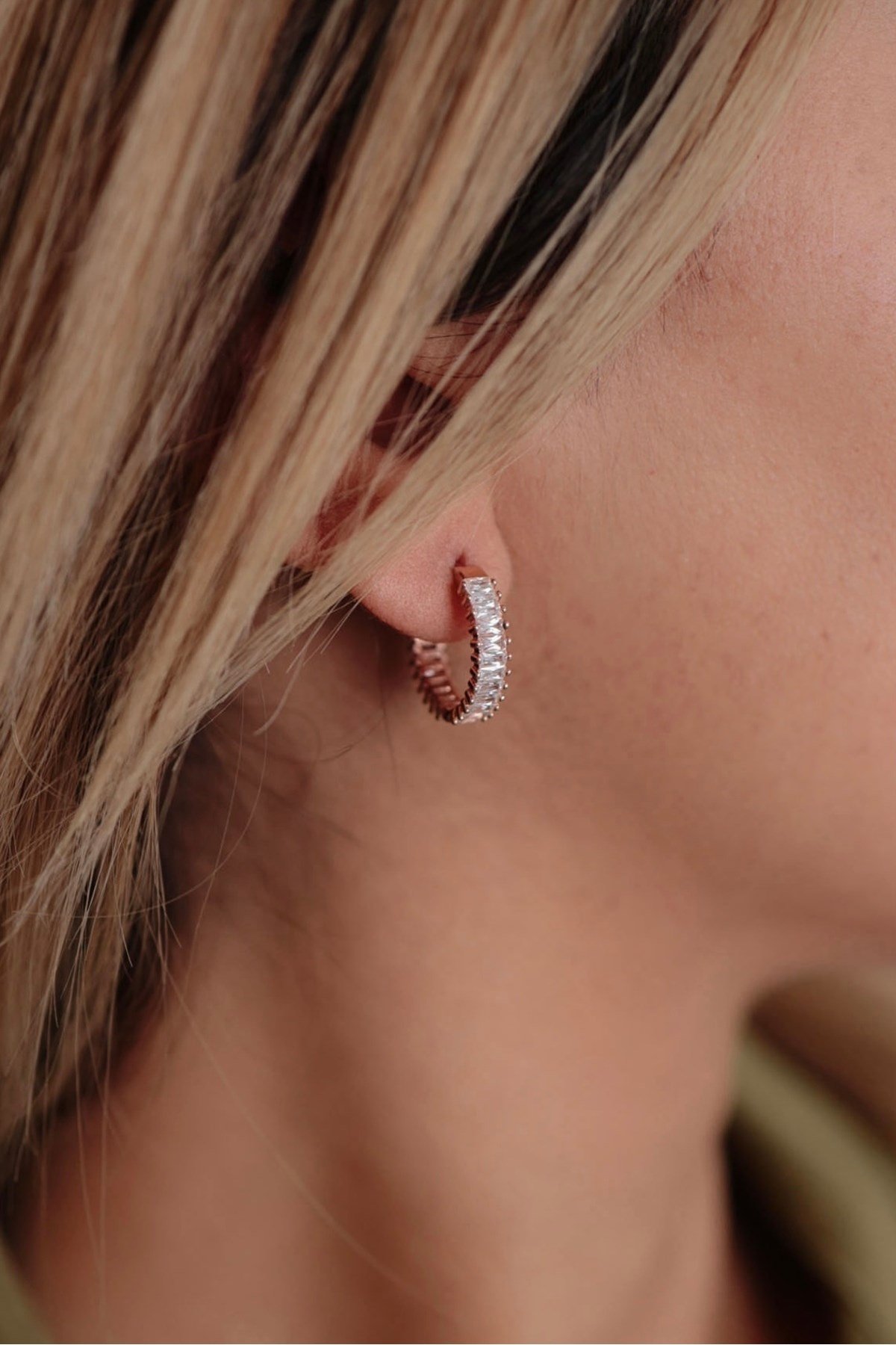 925 Ayar Gümüş Rose Renk Kadın Gümüş Halka Küpe (18MM) (4MM)