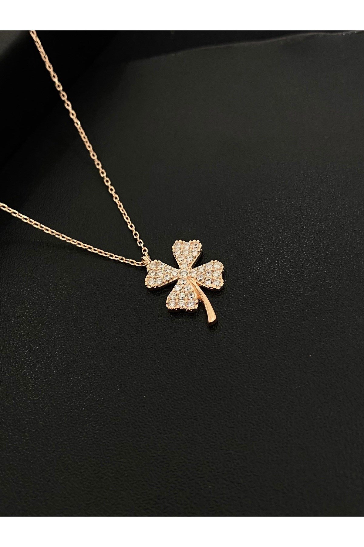 925 Ayar Gümüş Rose Renk Kaplama Yonca Modeli Kadın Gümüş Kolye (40+5CM) (Rose)