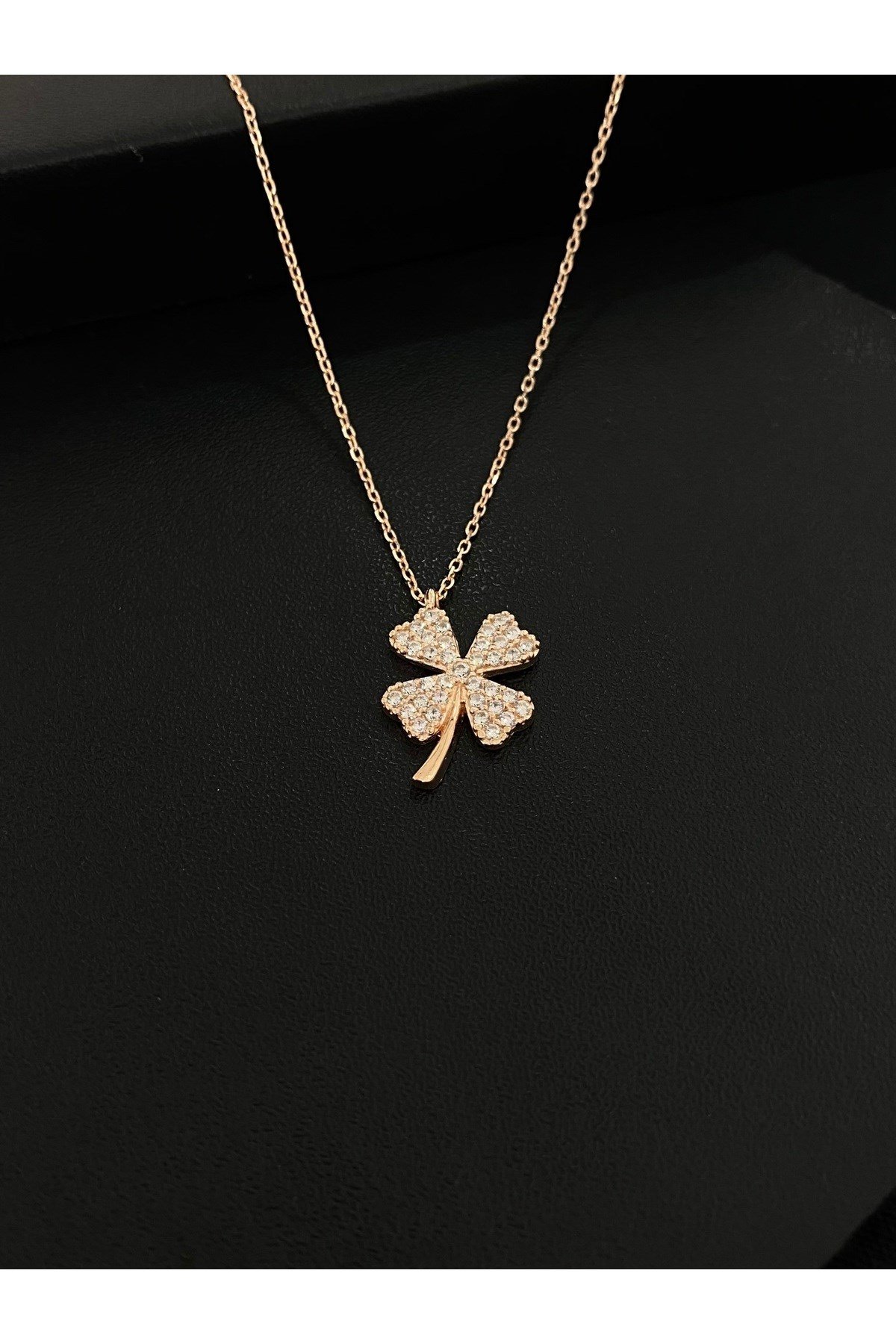 925 Ayar Gümüş Rose Renk Kaplama Yonca Modeli Kadın Gümüş Kolye (40+5CM) (Rose)