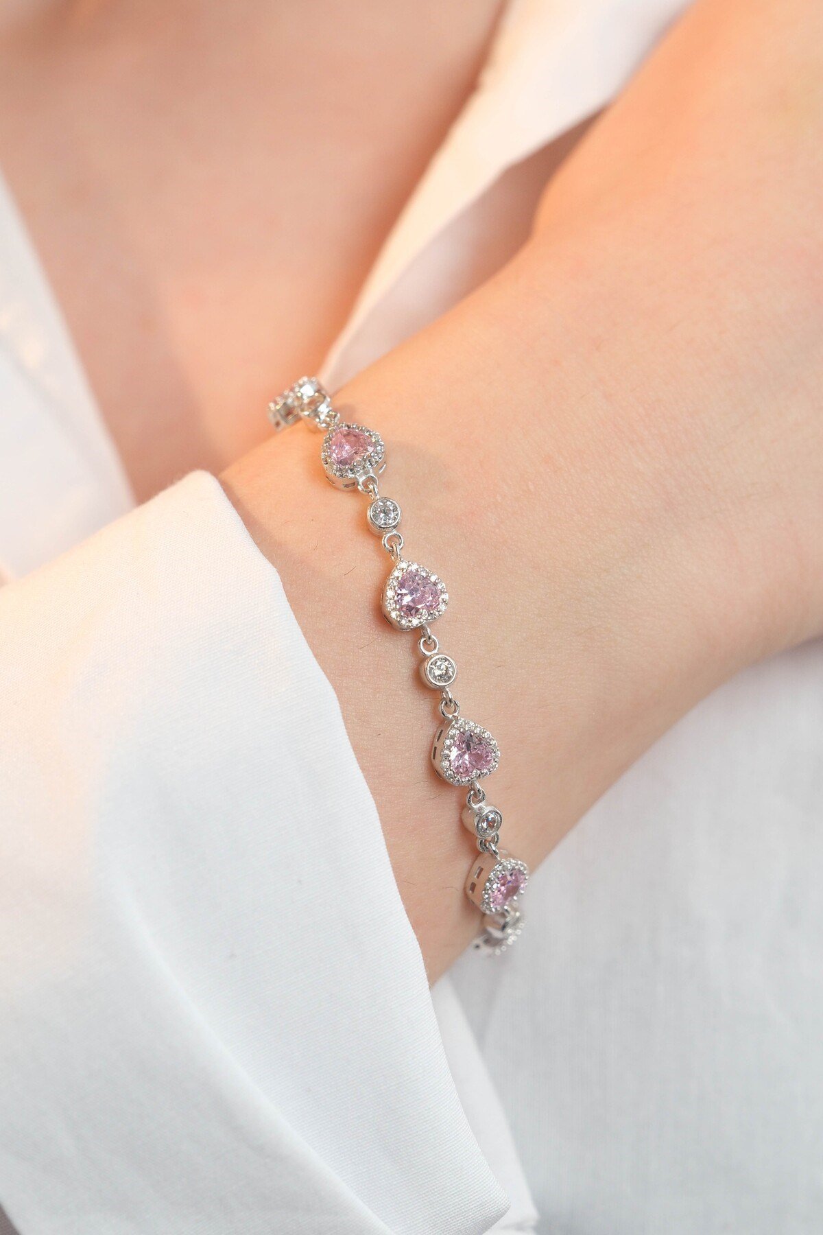 925 Ayar Gümüş Tamtur Pembe Kalp Kadın Gümüş Bileklik (17+3CM)