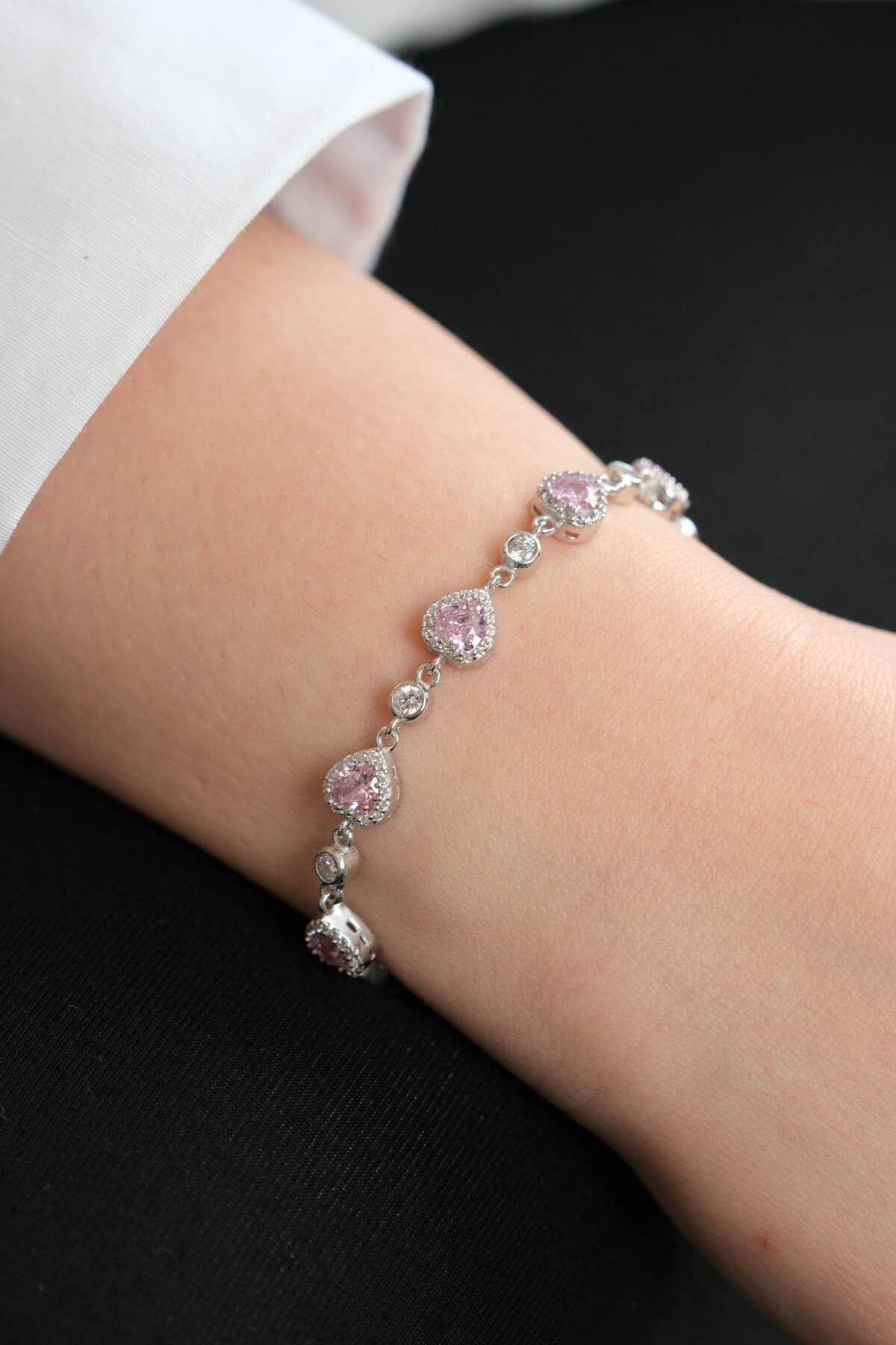 925 Ayar Gümüş Tamtur Pembe Kalp Kadın Gümüş Bileklik (17+3CM)