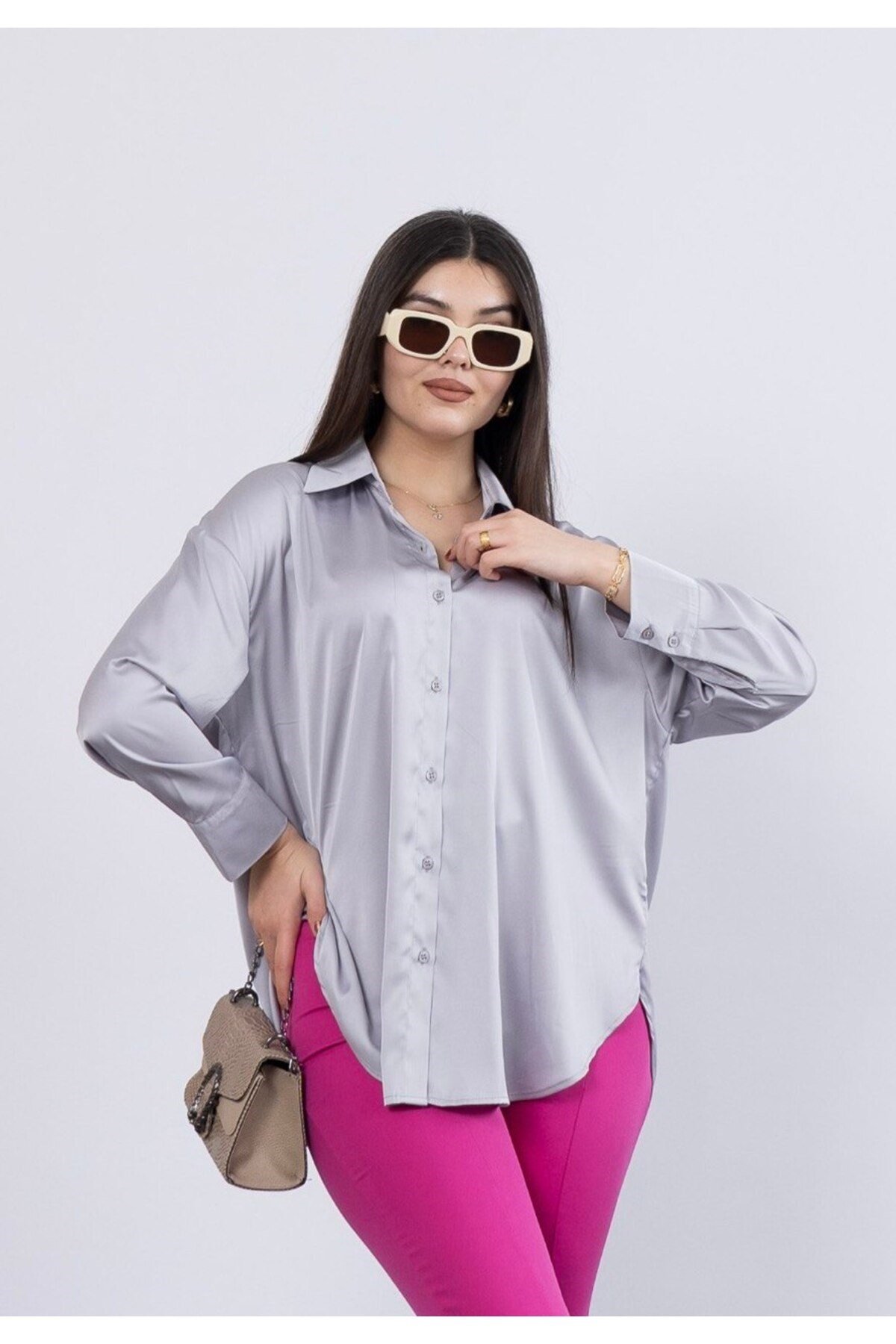 Kadın Gri Saten Oversize Gömlek