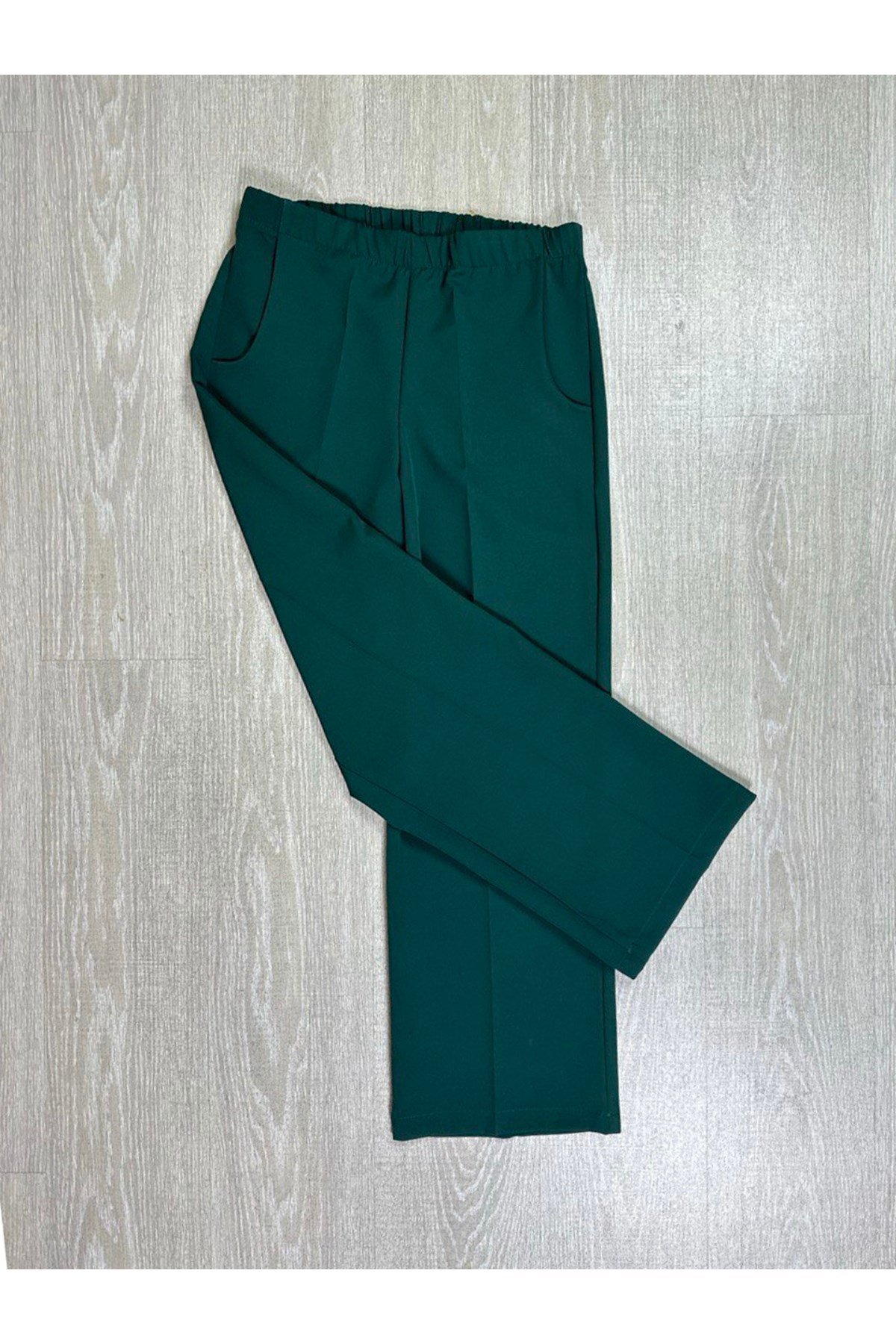 Kadın Yeşil Beli Lastikli Geniş Paça Pantolon