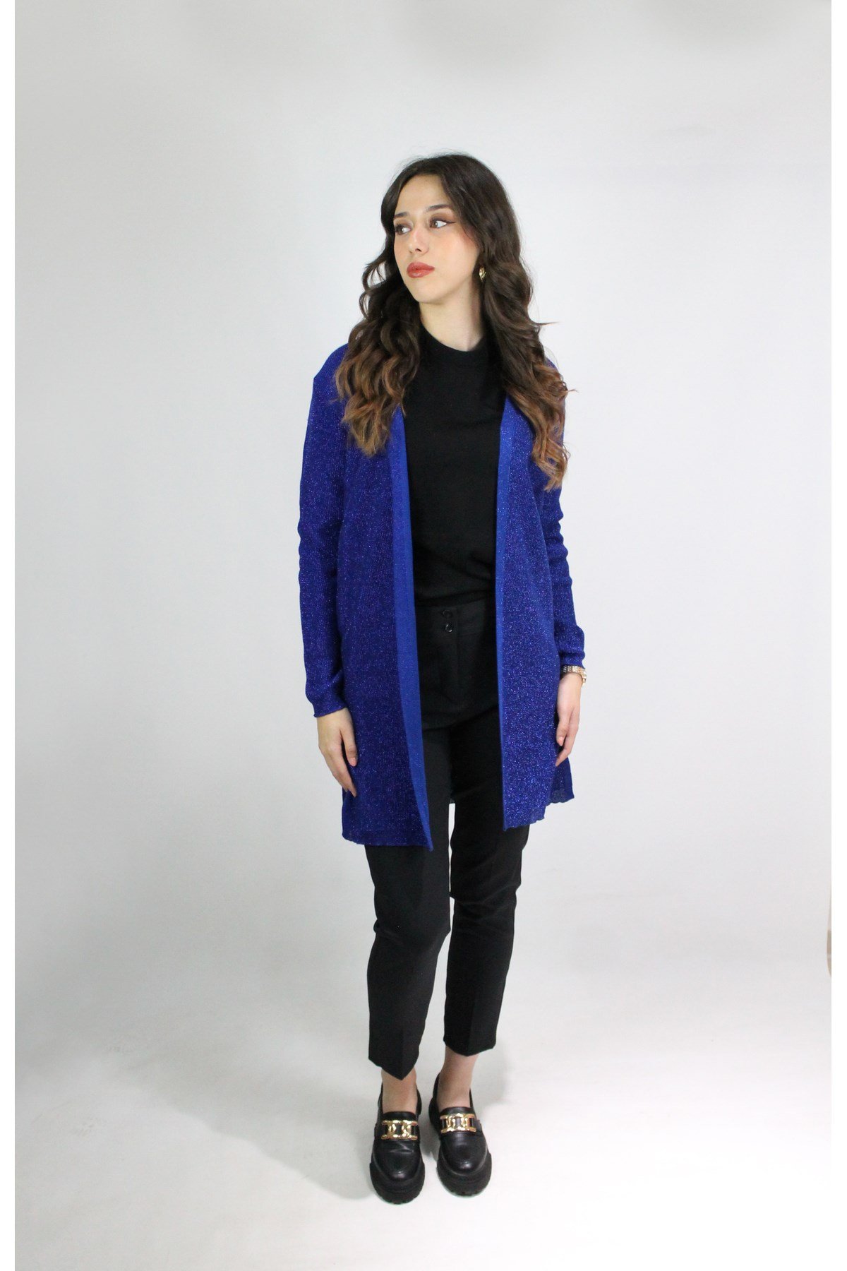 MAVİ RENK SİMLİ HIRKA