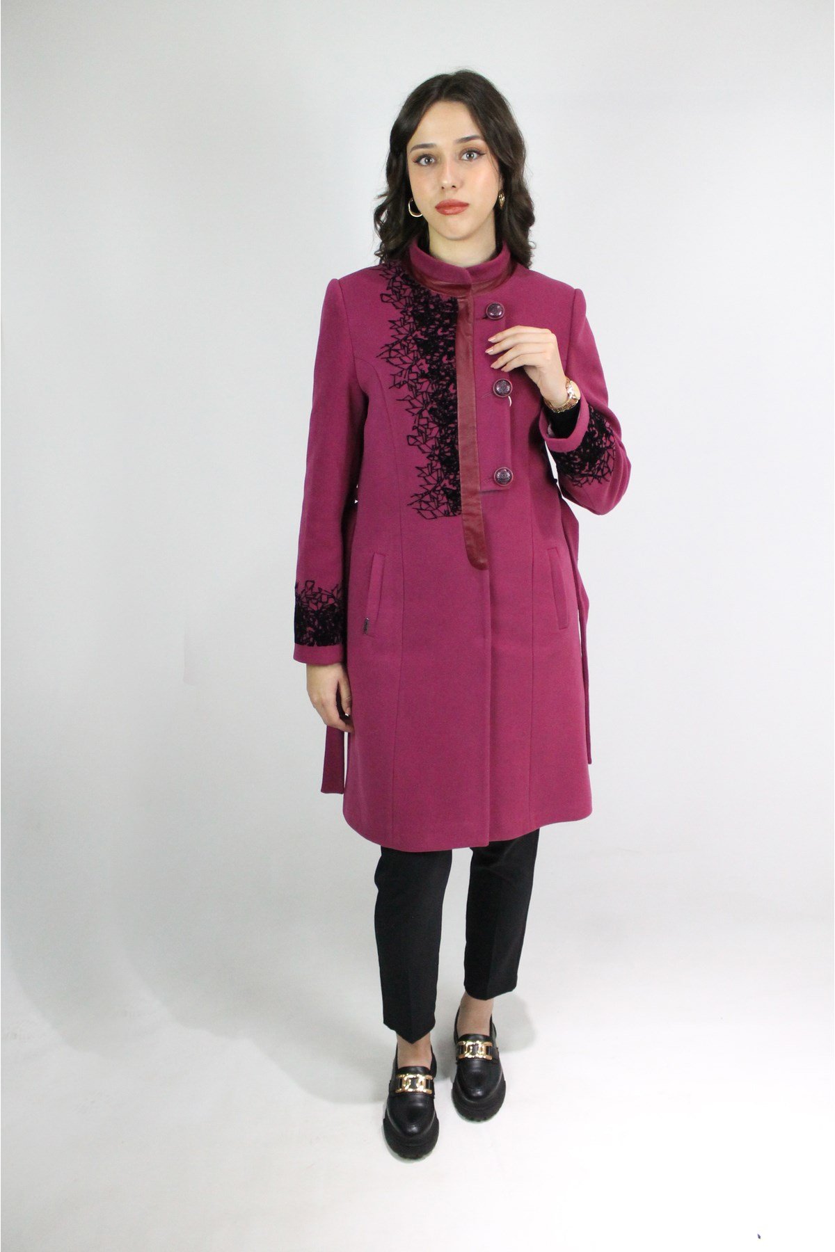 PEMBE SLIMFIT KAŞE KABAN