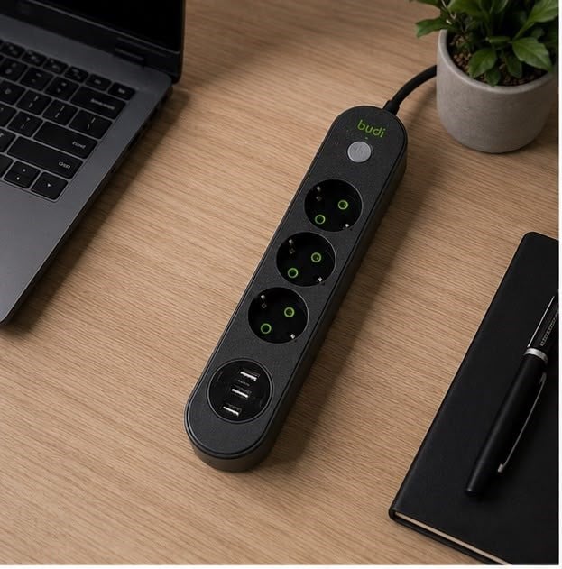 CXE103 3 USB Portlu Üçlü Priz Akım Korumalı Şarj Özellikli Uzatma