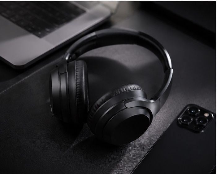HN01 Kablosuz Kulak Üstü Kulaklık – Bluetooth 5.2 Stereo Ses ve Type-C Şarj