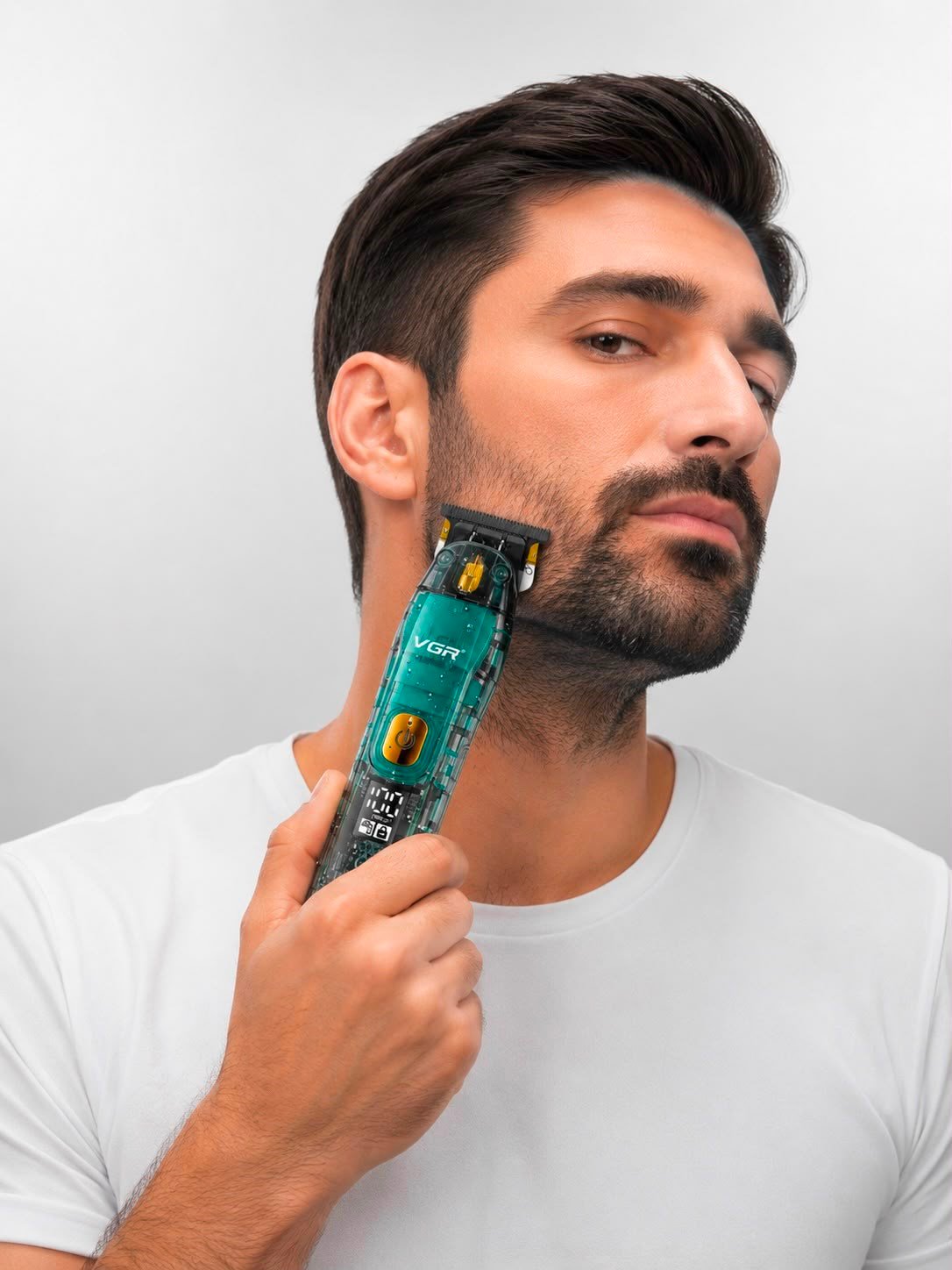 VGR V-695 2600mAh Şarjlı Saç Sakal Tıraş Makinesi
