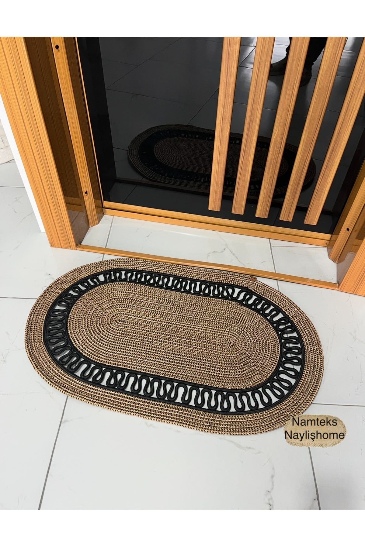 jut-hasir-siyah-gold-kapi-onu-banyo-mu-dd877b.jpg