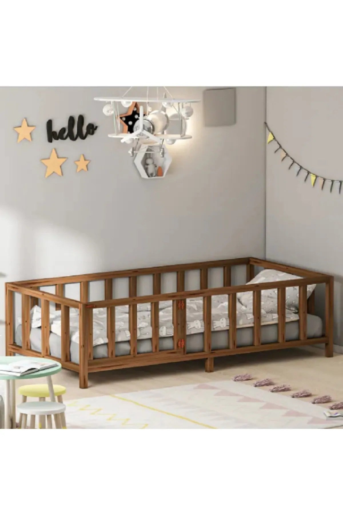 MONTESSORİ CEVİZ KAPILI ÇOCUK YATAĞI