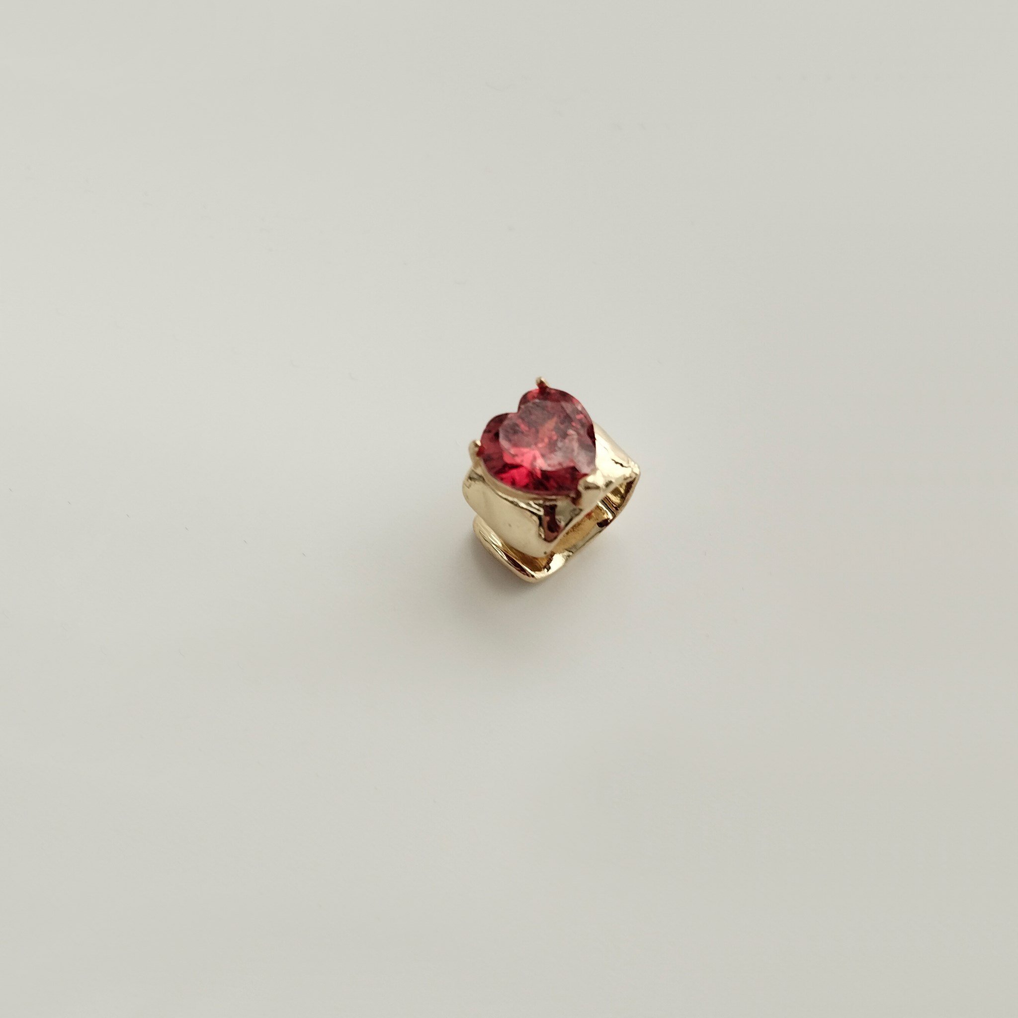 Garnet Kalp Earcuff