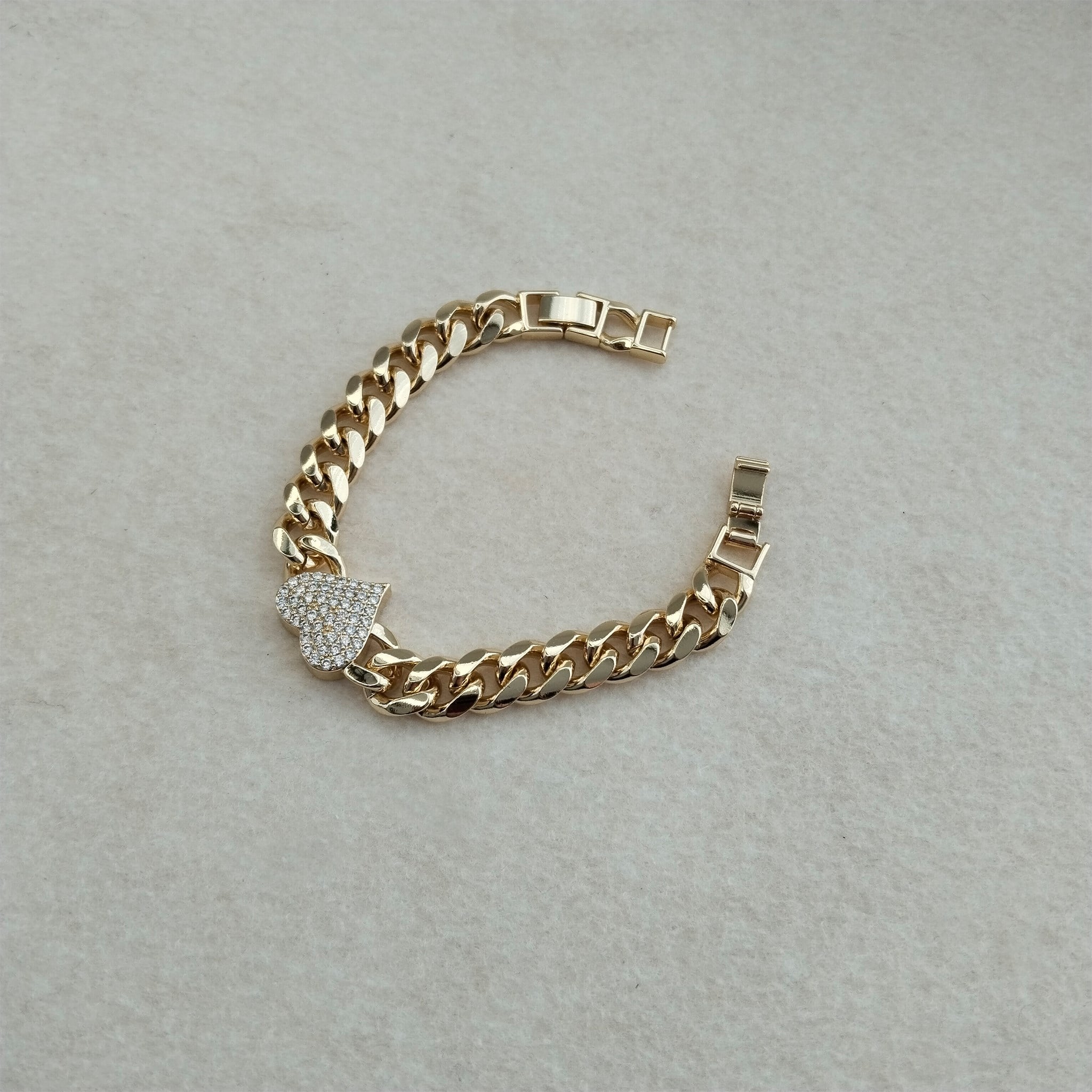 Heart Charm Curb Chain 14K VIP Kaplama Bileklik