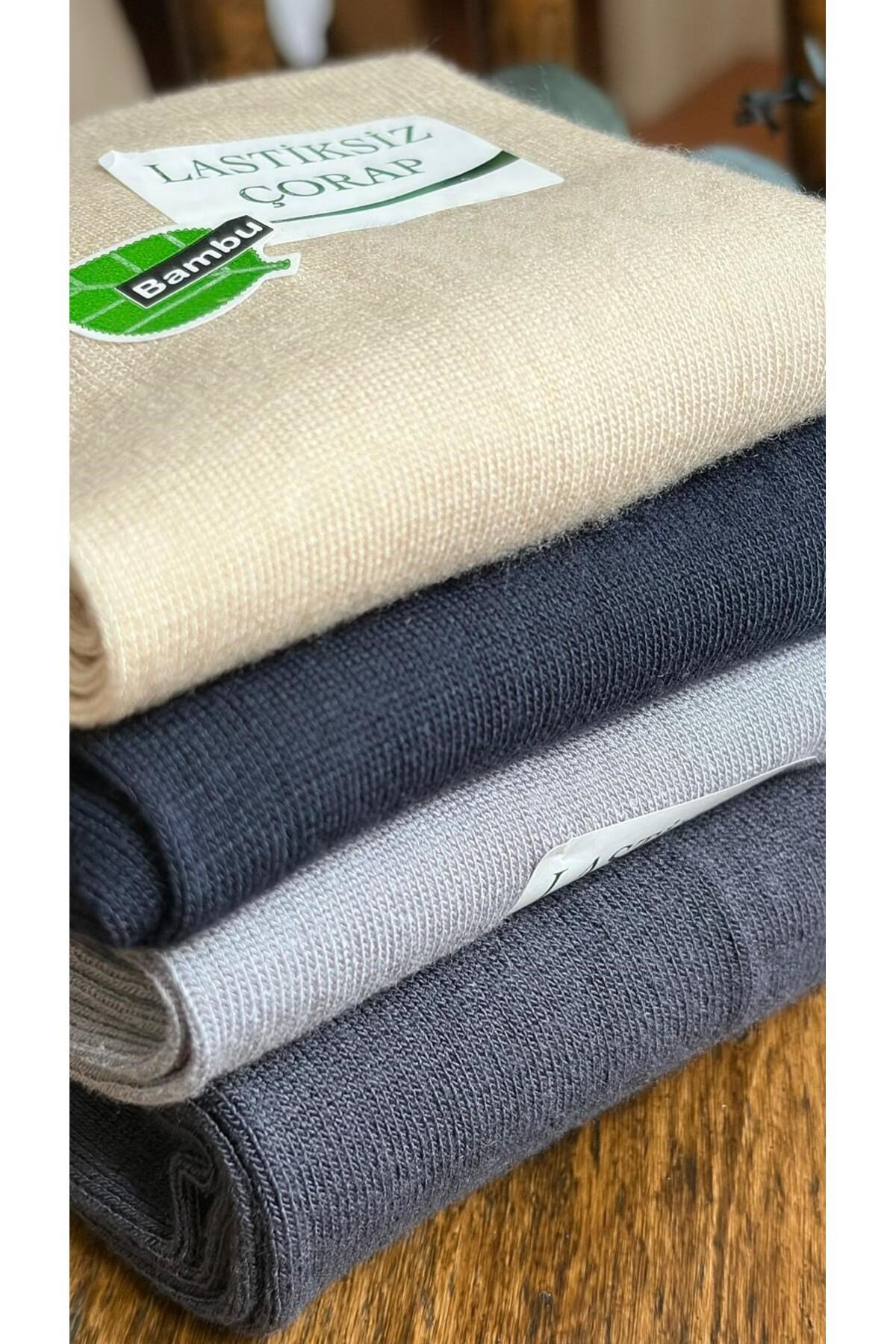 Erkek Premium Bambu Lastiksiz Dizaltı Diyabetik Çorap 4'lü