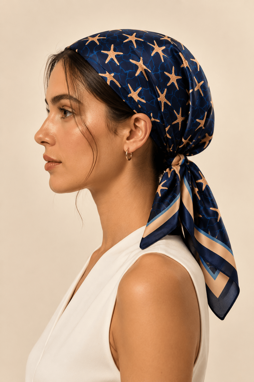 Kadın Denizyıldızı Desenli Saten Fular Bandana 56x56 cm - Lacivert