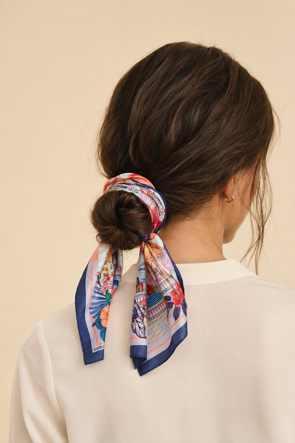 Kadın Egzotik Saray Desenli Saten Fular Bandana 56x56 cm - Koyu İndigo