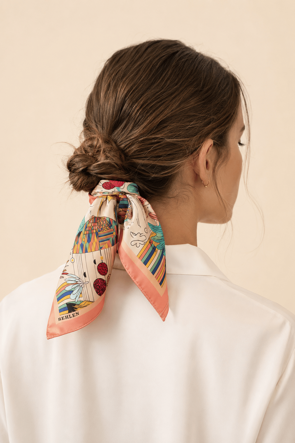 Kadın Geometrik Tropikal Yaprak Desenli Saten Fular Bandana 56x56 cm - Soğan Kabuğu