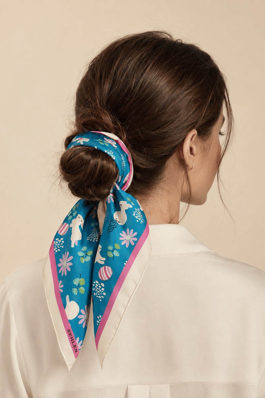 Kadın Tavşan Bahçesi Desenli Saten Fular Bandana 56x56 cm - Krem Koyu Mint