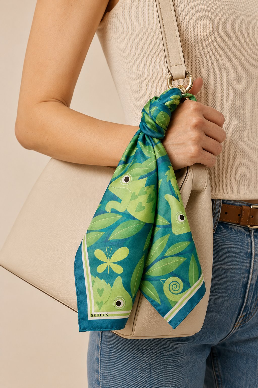 Kadın Tropik Bukalemun Desenli Saten Fular Bandana 55x55 cm - Petrol Canlı Yeşil