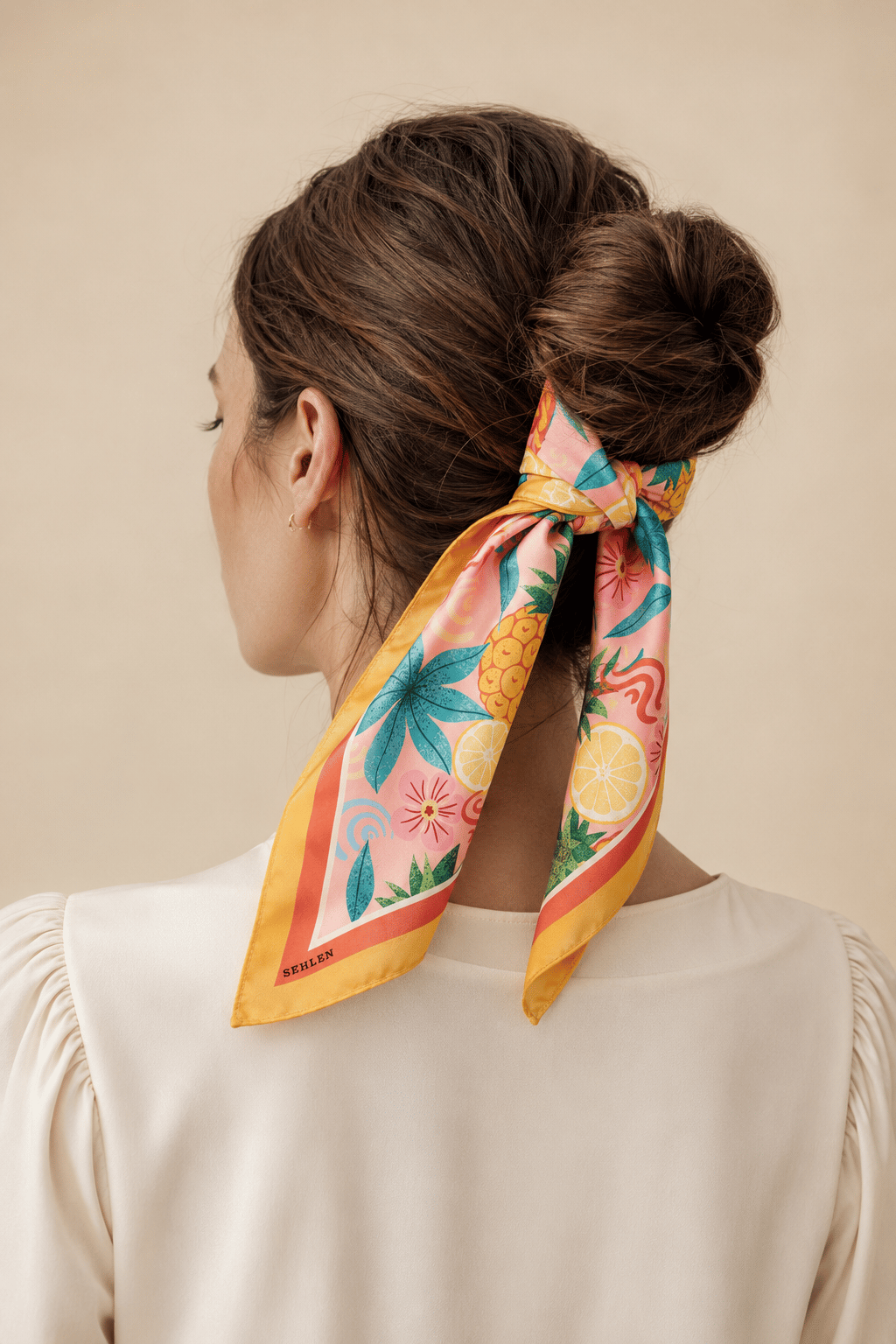 Kadın Tropikal Ananas Desenli Saten Fular Bandana 56x56 cm - Hardal