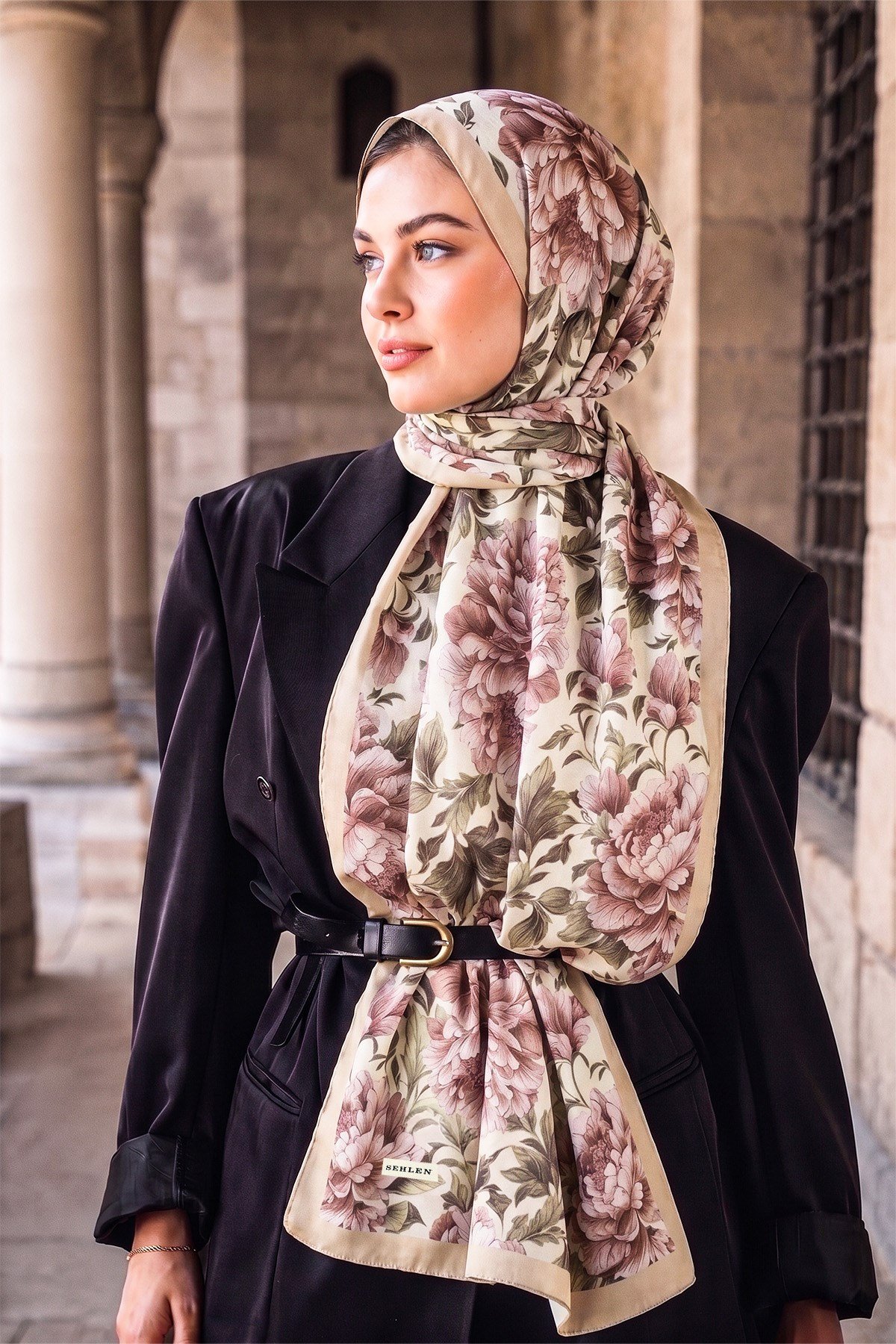 Perla Şakayık Bahçesi Desenli Şal - Bej