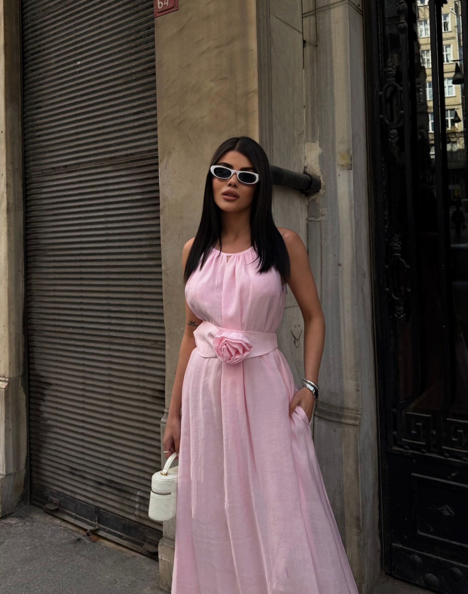 Gül Detaylı Elbise Pembe