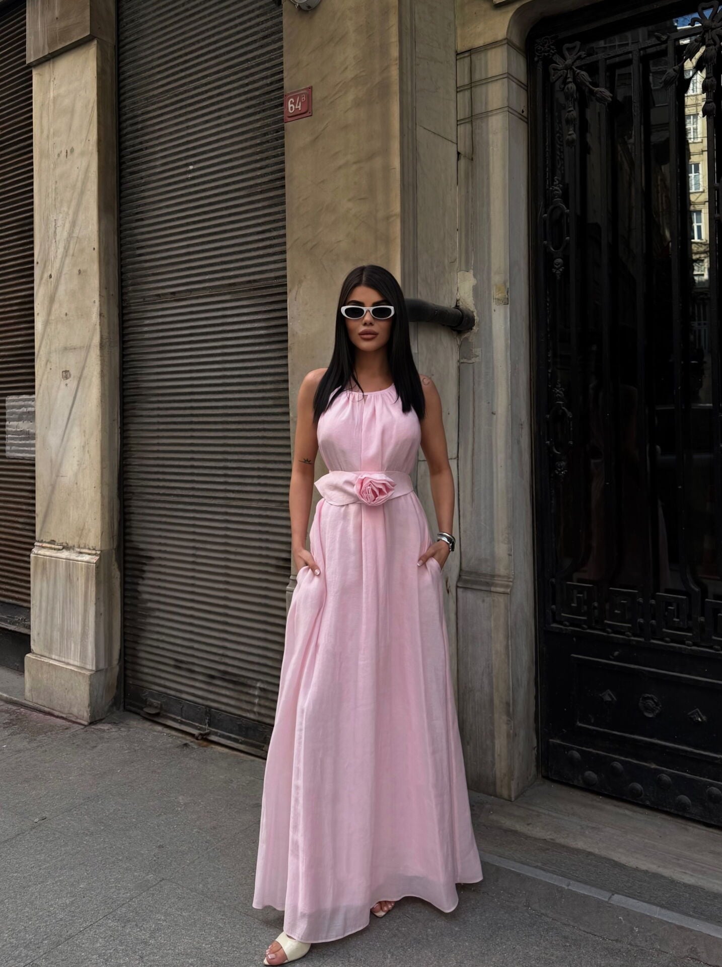 Gül Detaylı Elbise Pembe