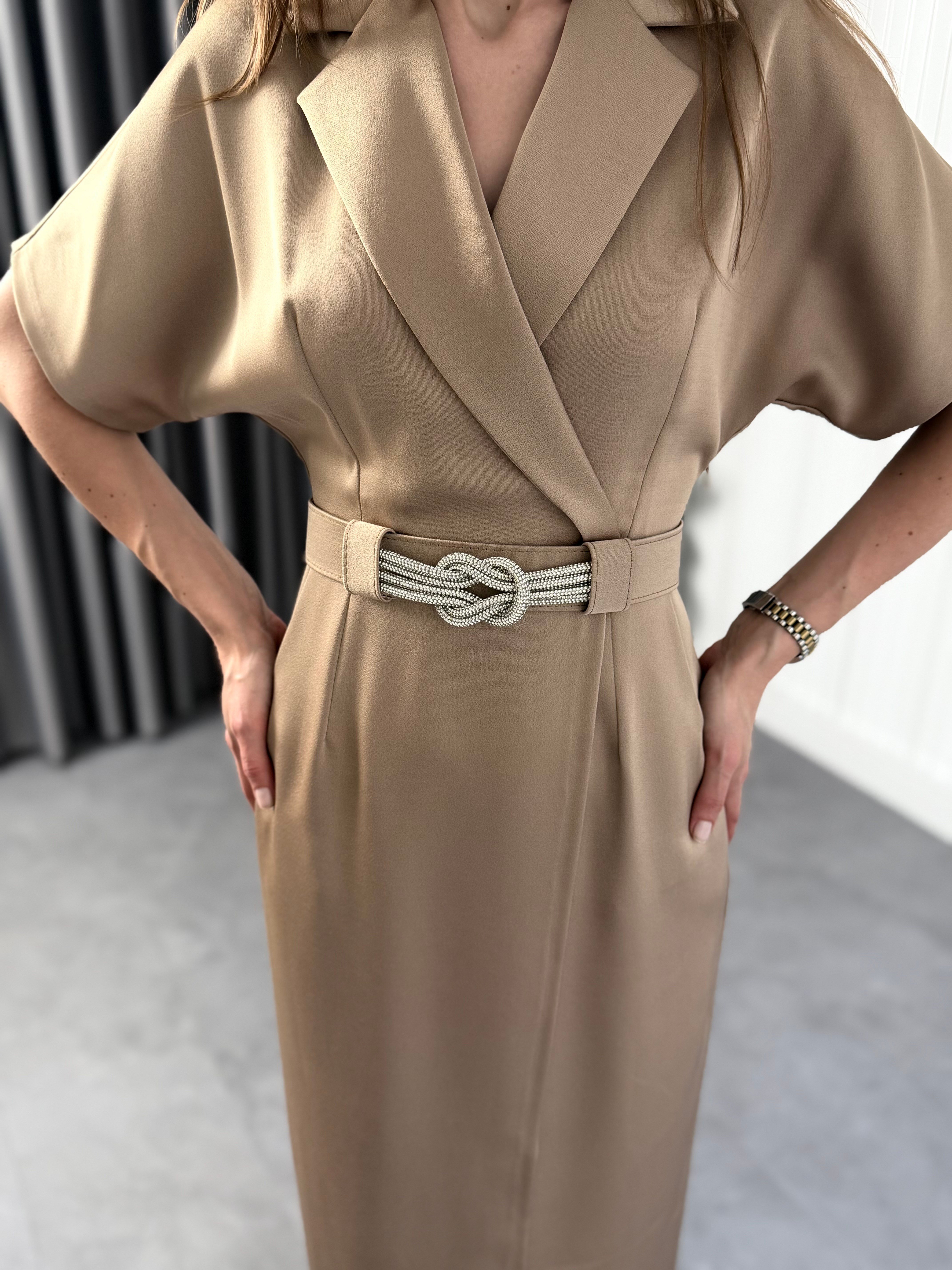 Saten Krep Kumaşlı Kruvaze Elbise Camel