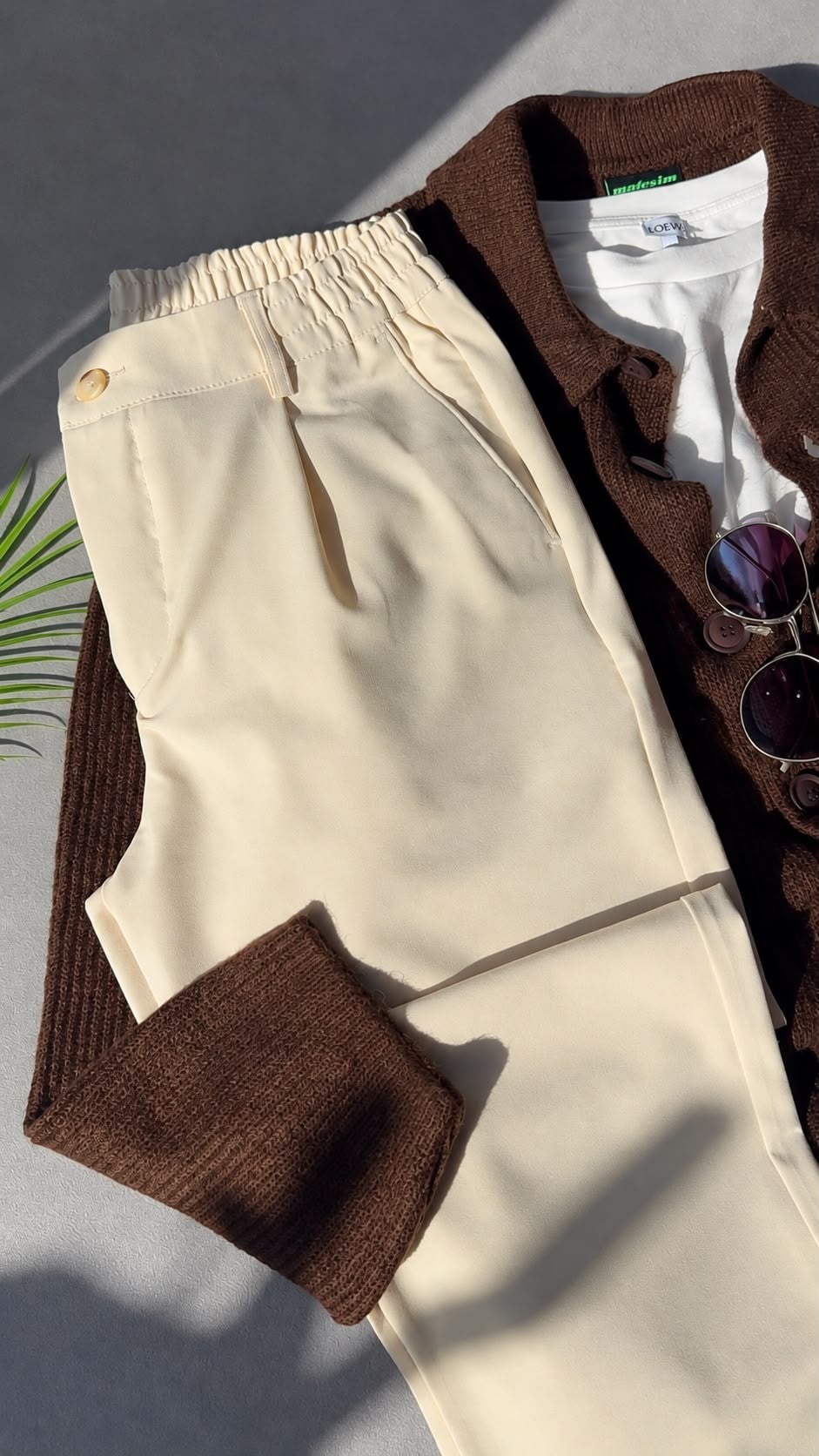 OWERSİZE TRİKO HIRKA BEYAZ TİŞÖRT BAGGY KUMAS PANTOLON
