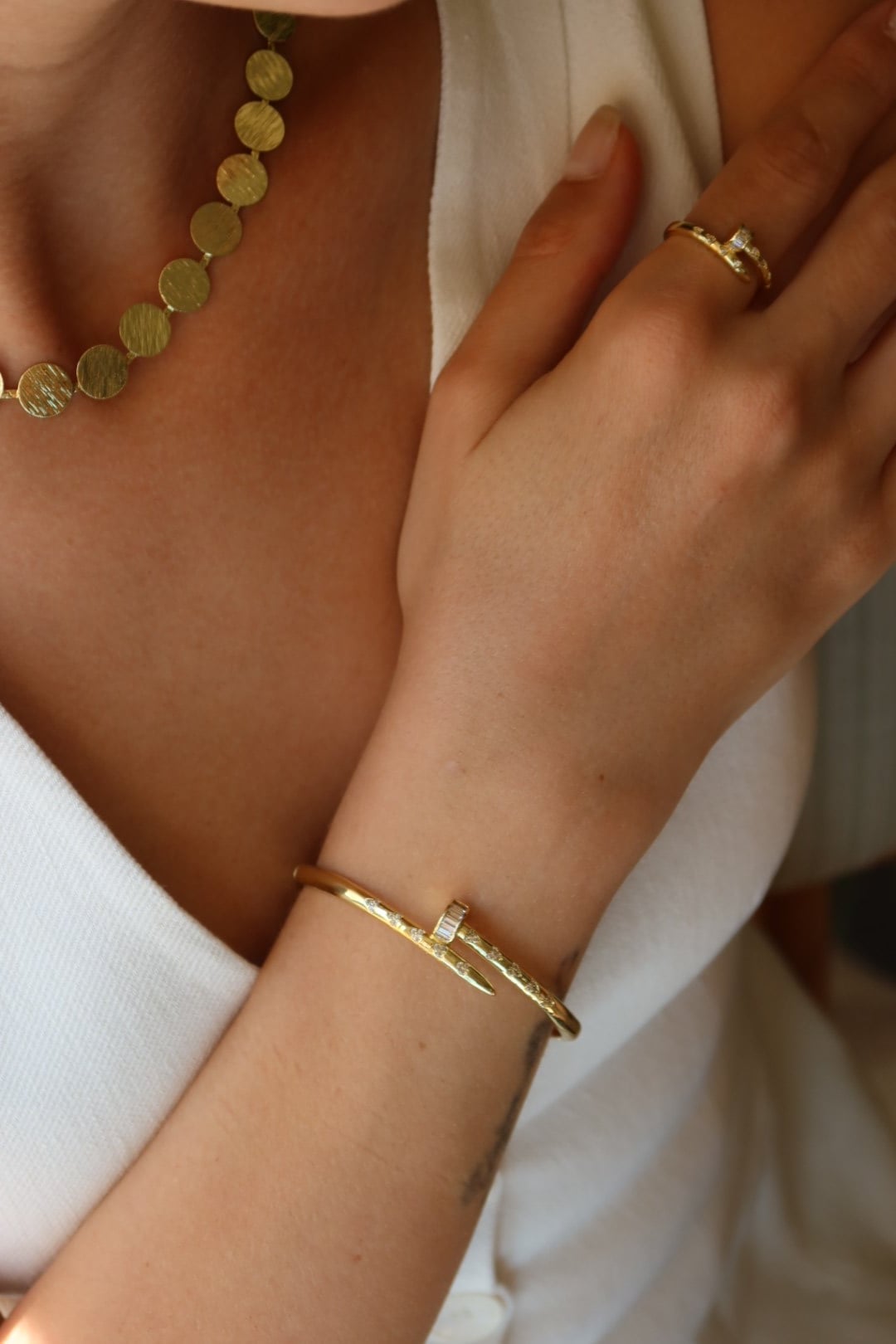 Vip Gold Çivi Model Kelepçe