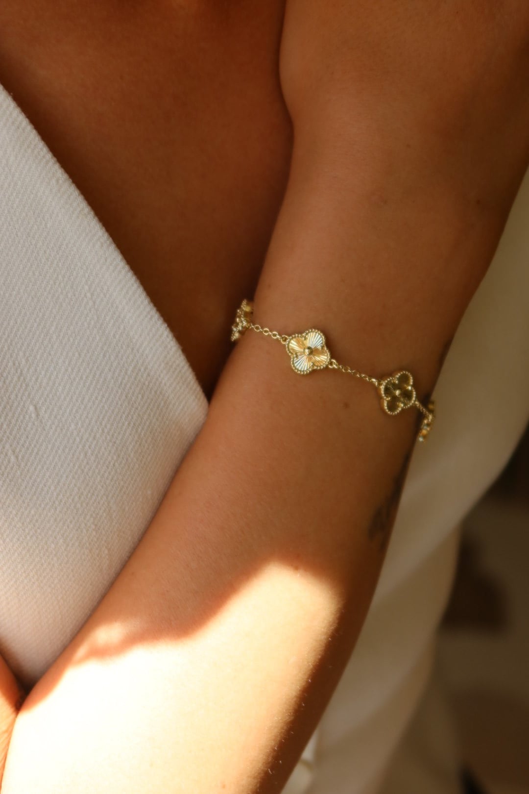 Vip Yonca Gold Bileklik