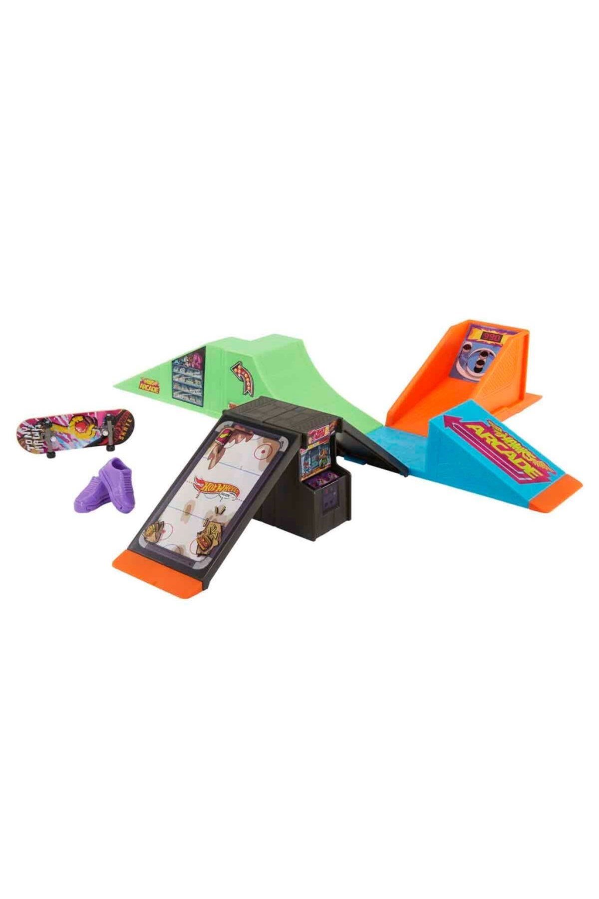 Hot Wheels Skate Parmak Kaykay Macerasına Başlangıç Seti