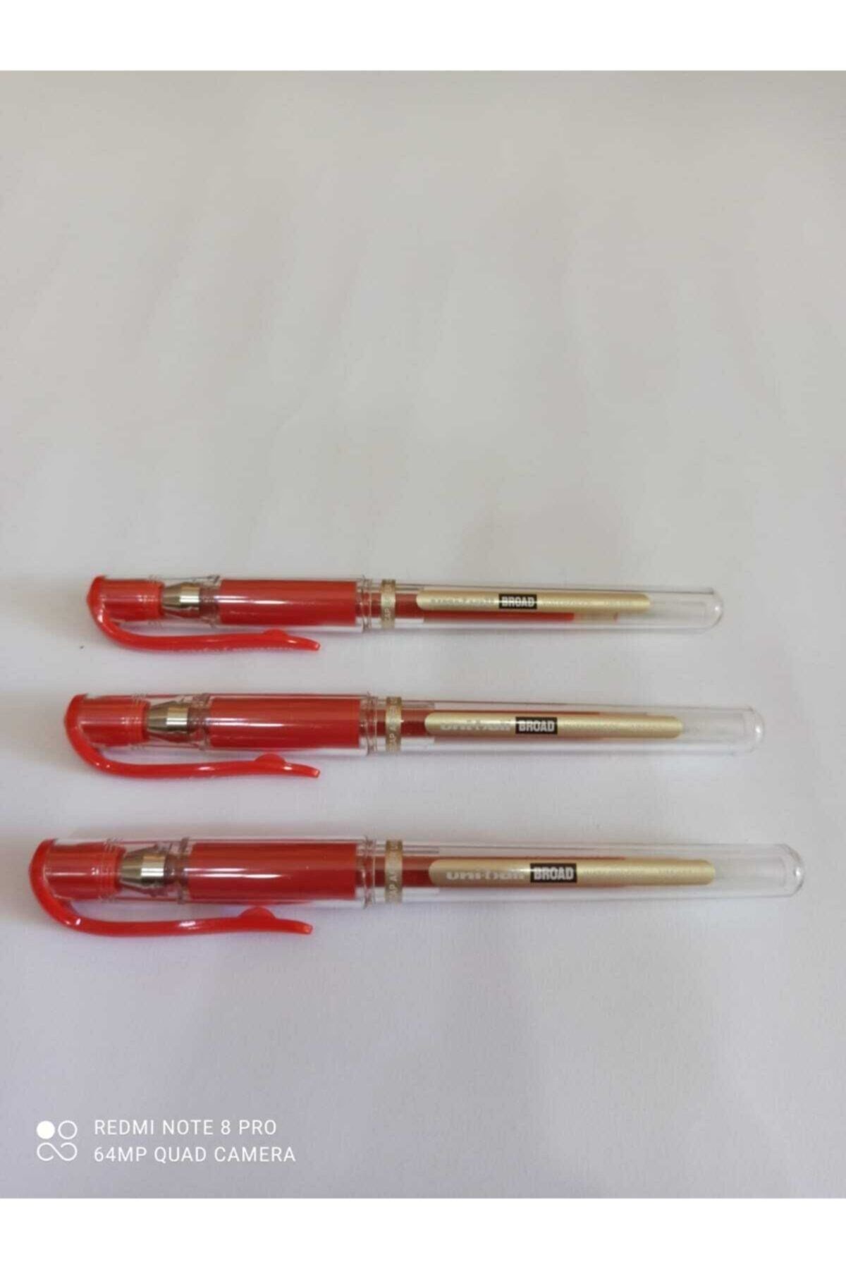 Um-153 Signo Broad Kırmızı Roller Kalem 1,0 Mm Uniball Um-153 3'lü Set