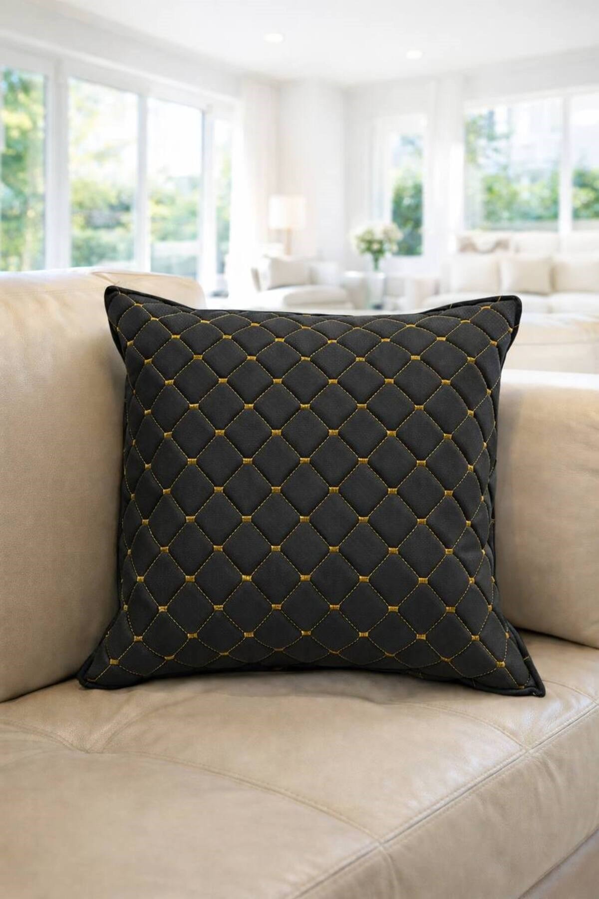 Deri Karbon Kumaş Kapitone Nakış Kırlent Kılıfı 45 x 45